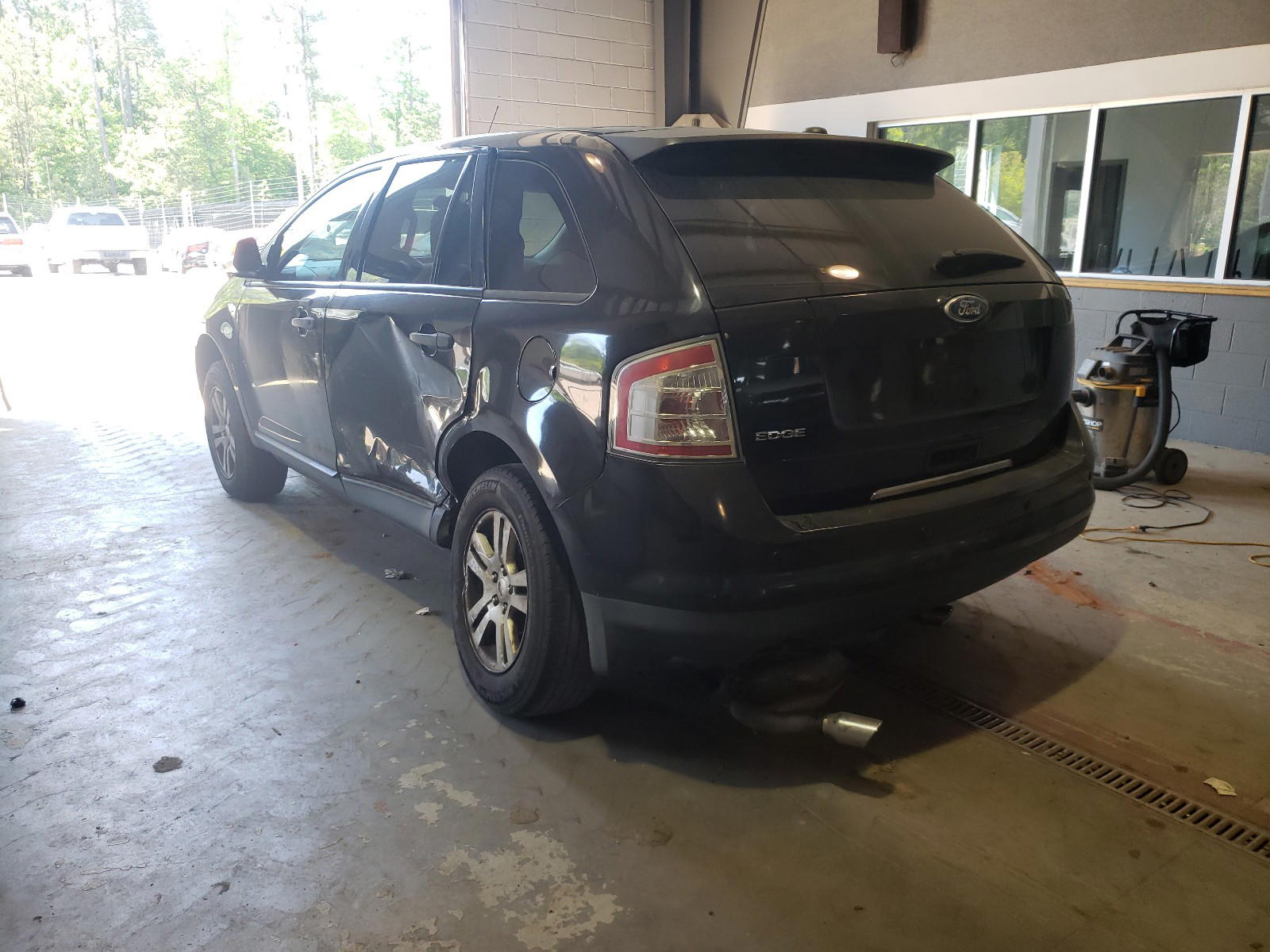 Photo 3 from auction – 2010 FORD EDGE SE with VIN 2FMDK3GC9ABB67367