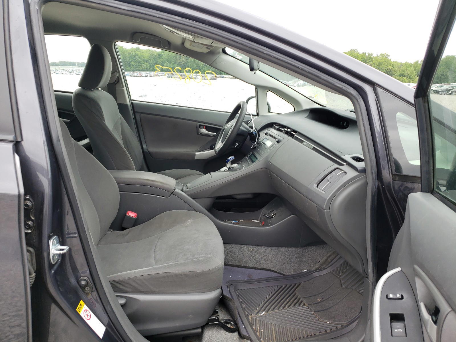 Photo 5 from auction – 2010 TOYOTA PRIUS with VIN JTDKN3DU2A1243023
