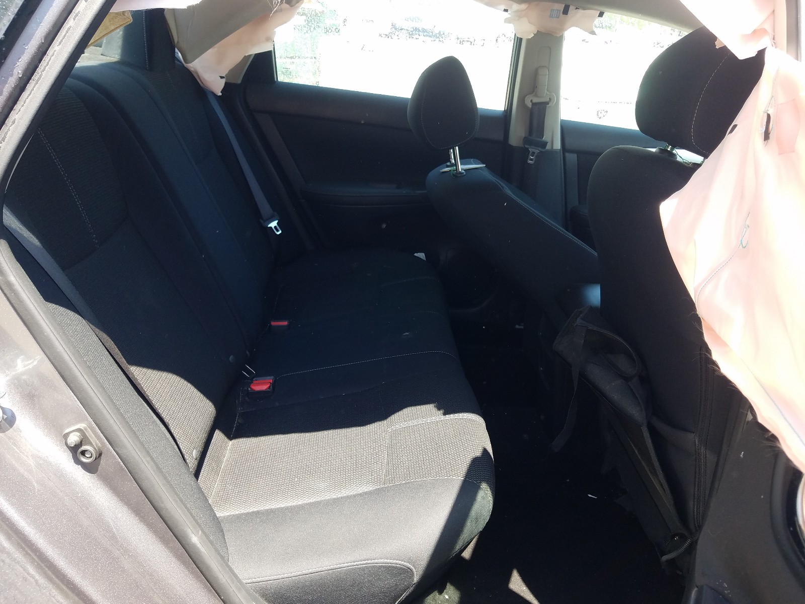 Photo 6 from auction – 2017 NISSAN SENTRA S with VIN 3N1AB7AP6HY250804