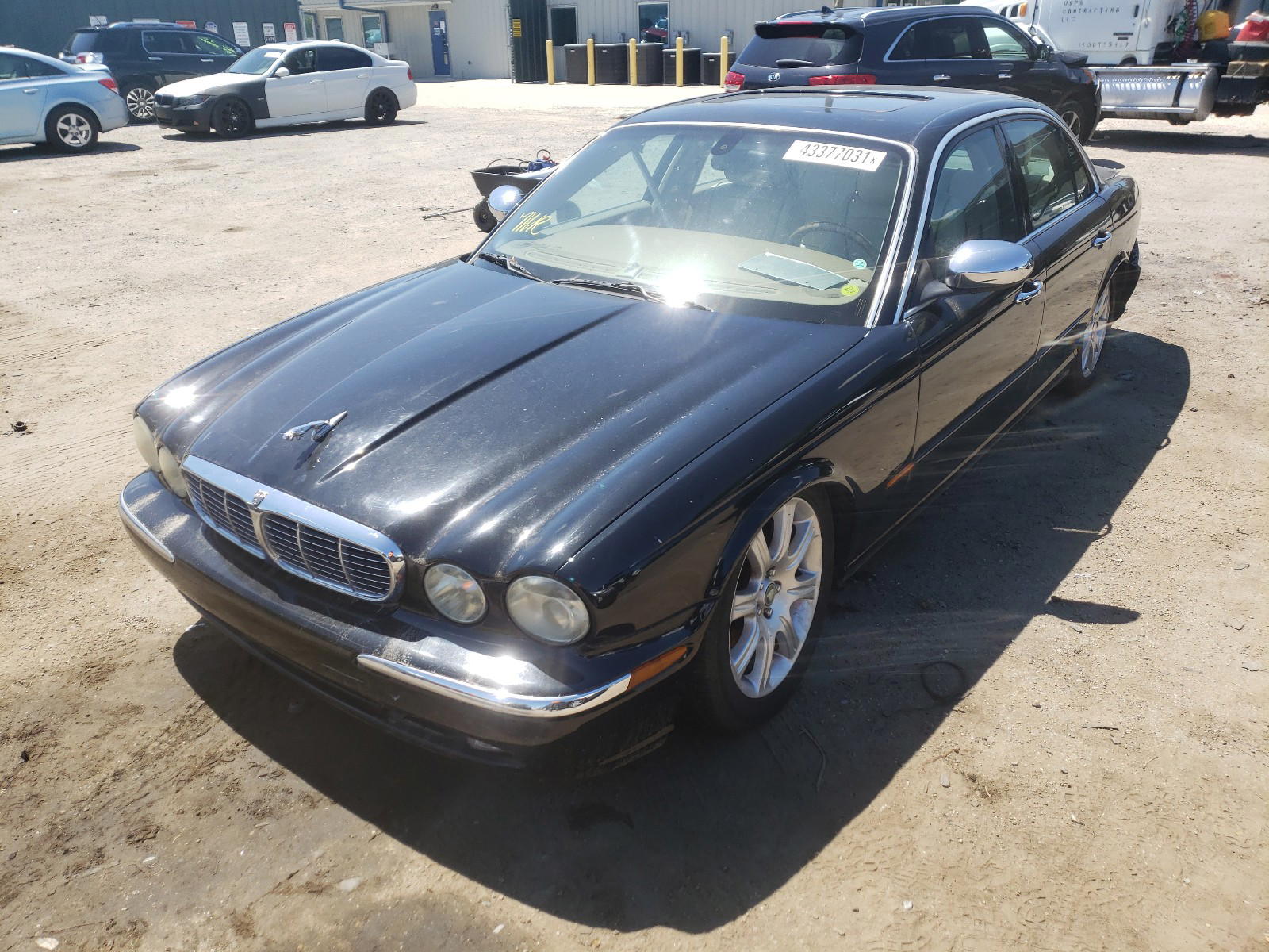 Photo 2 from auction – 2004 JAGUAR VANDENPLAS with VIN SAJEA74C84SG10629