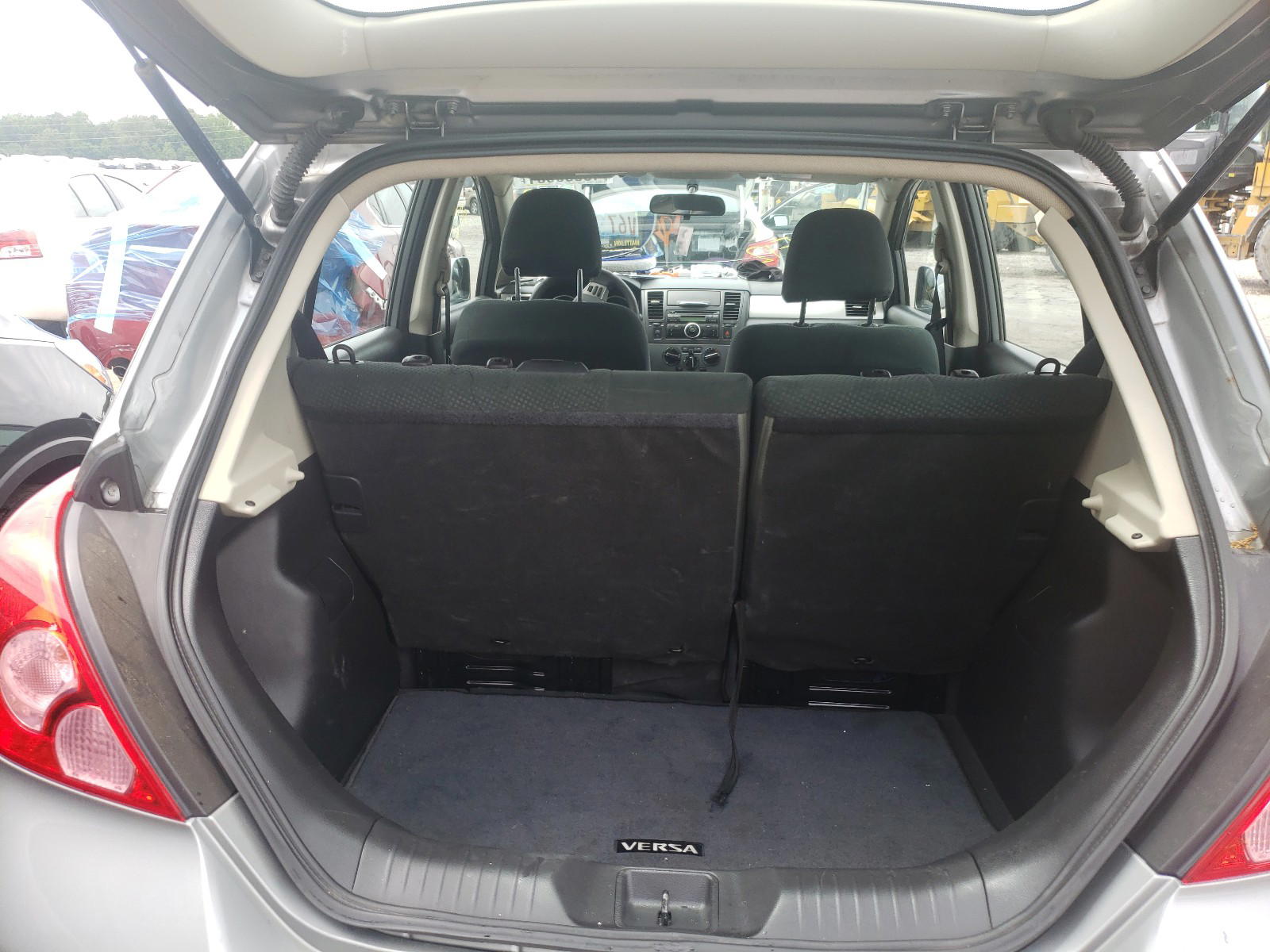 Photo 9 from auction – 2012 NISSAN VERSA S with VIN 3N1BC1CP8CK291989