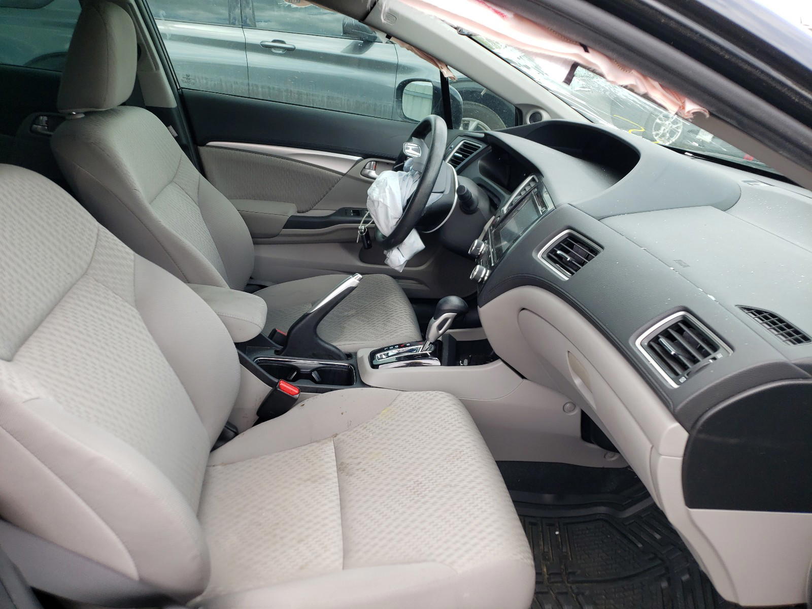 Photo 5 from auction – 2015 HONDA CIVIC EX with VIN 19XFB2F82FE246769