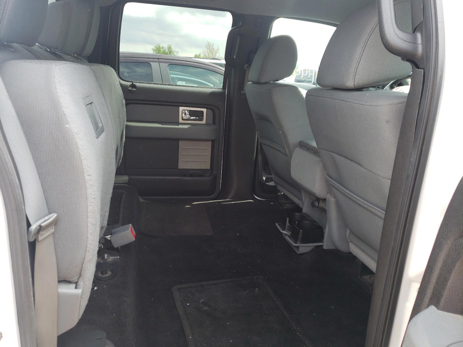 Photo 6 from auction – 2011 FORD F150 SUPER with VIN 1FTFW1EF1BFD11545