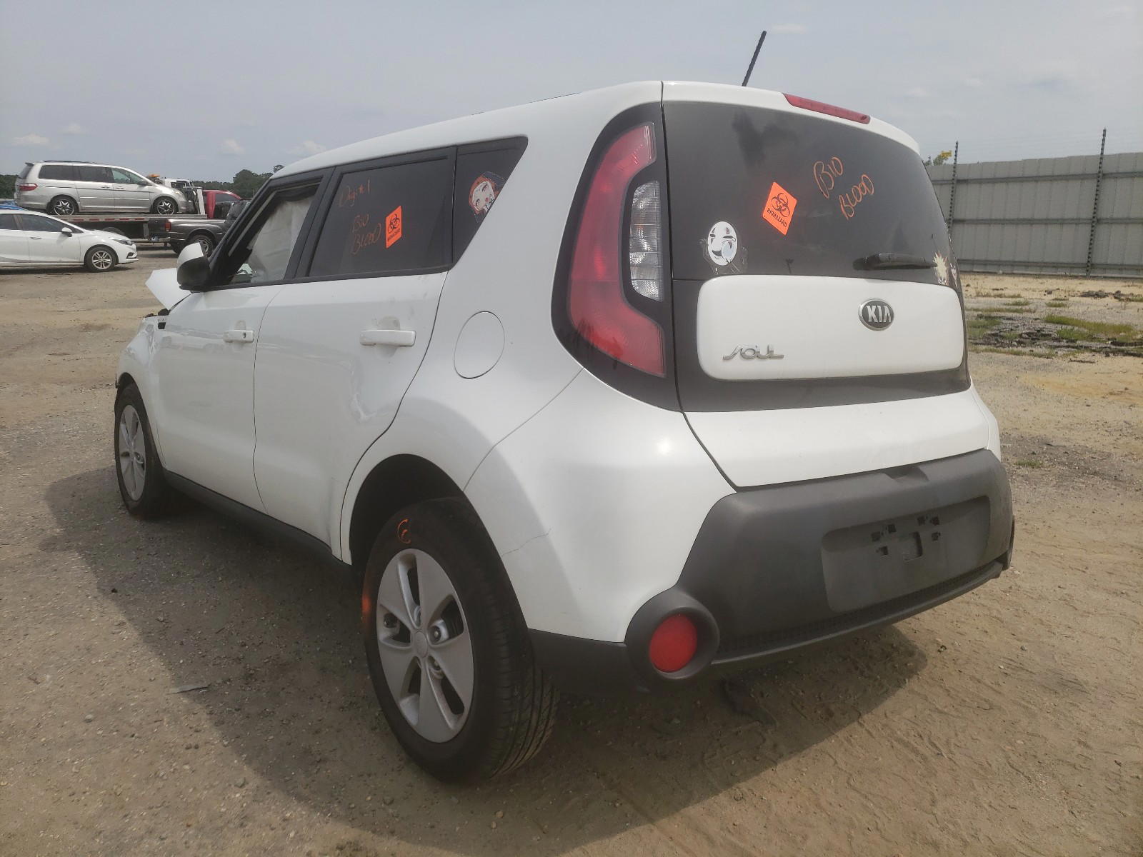 Photo 3 from auction – 2015 KIA SOUL with VIN KNDJN2A29F7774698