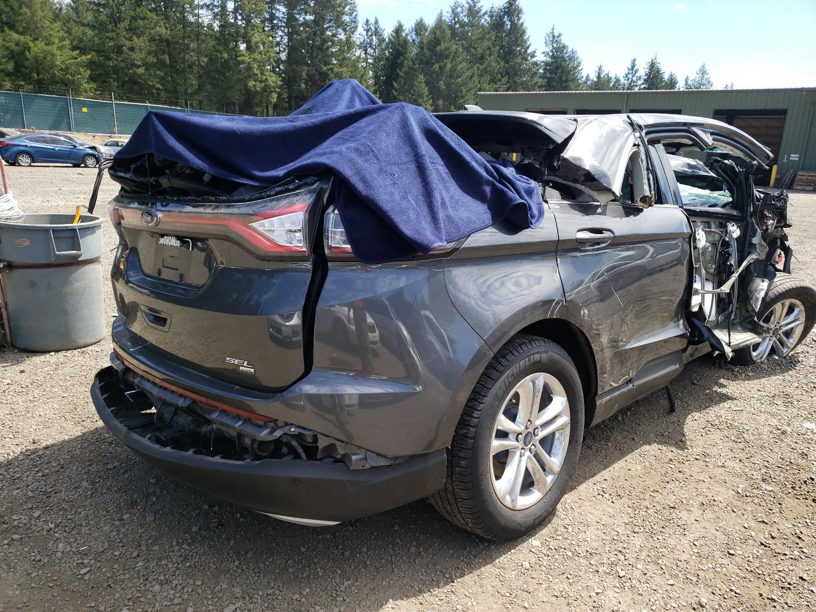 Photo 4 from auction – 2015 FORD EDGE SEL with VIN 2FMPK4J87FBB67673
