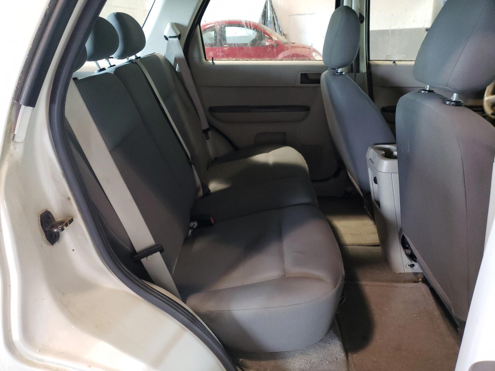 Photo 6 from auction – 2008 FORD ESCAPE XLS with VIN 1FMCU02Z08KC06606