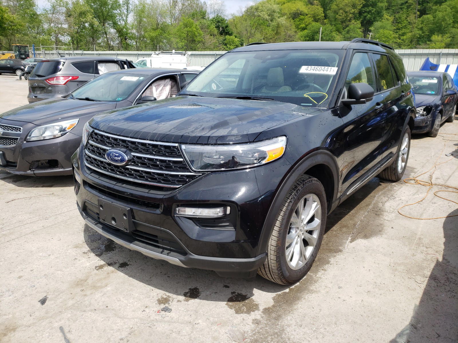 Photo 2 from auction – 2020 FORD EXPLORER X with VIN 1FMSK8DH2LGC97779