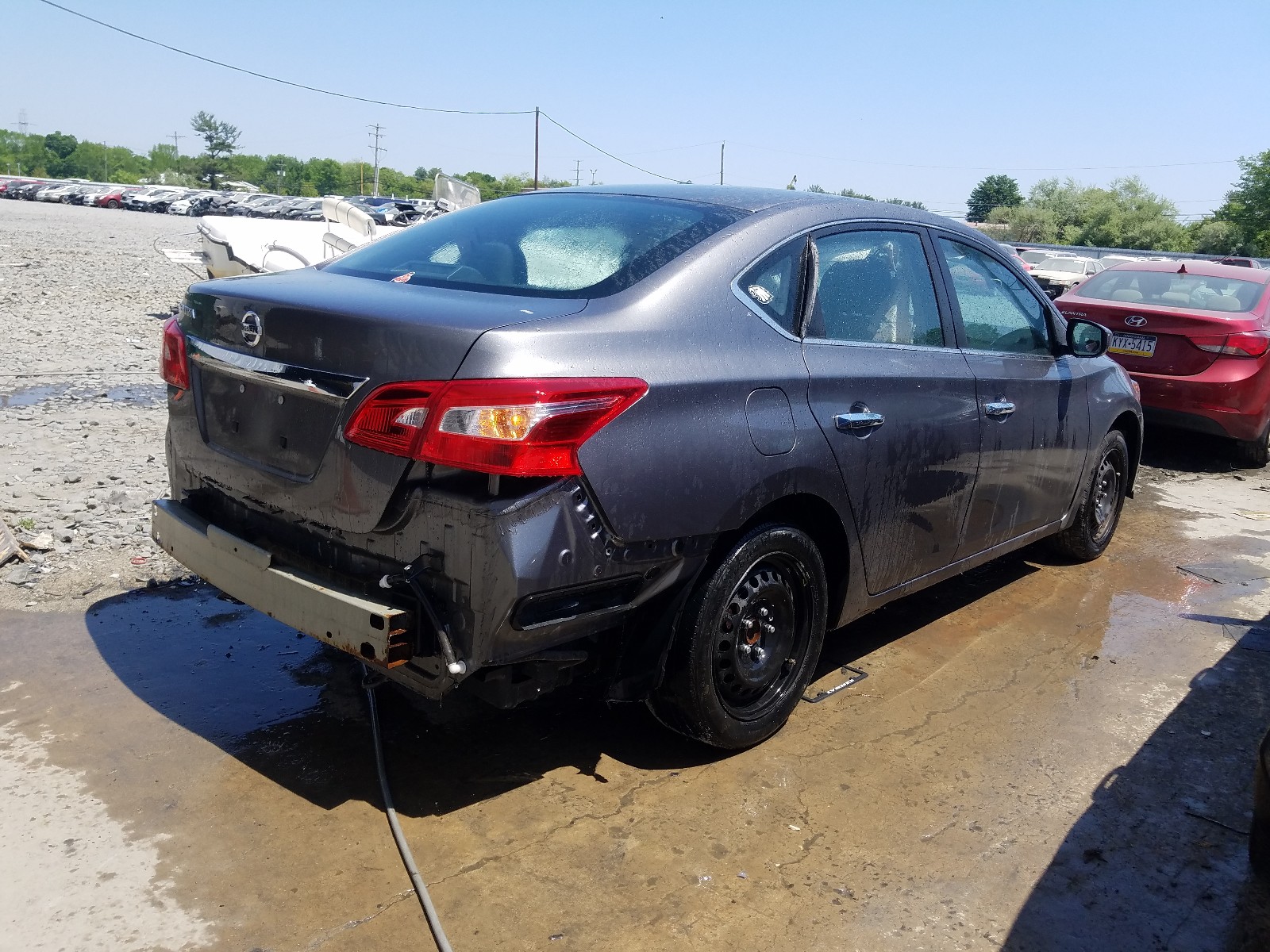 Photo 4 from auction – 2017 NISSAN SENTRA S with VIN 3N1AB7AP6HY250804
