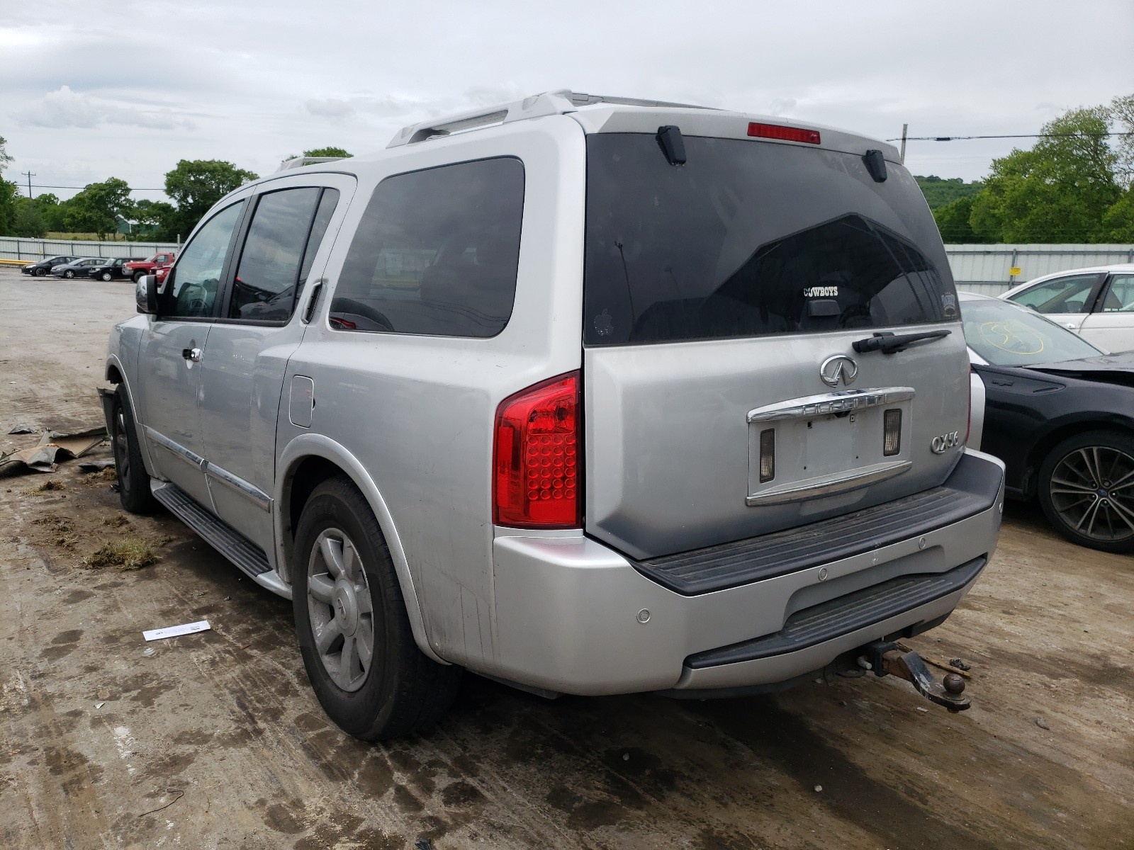Photo 3 from auction – 2005 INFINITI QX56 with VIN 5N3AA08A05N812183