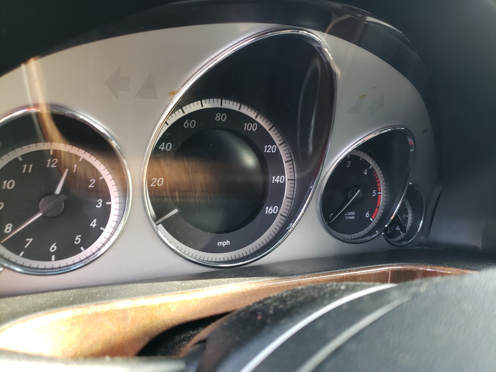 Photo 8 from auction – 2012 MERCEDES-BENZ E 350 BLUE with VIN WDDHF2EB3CA543855