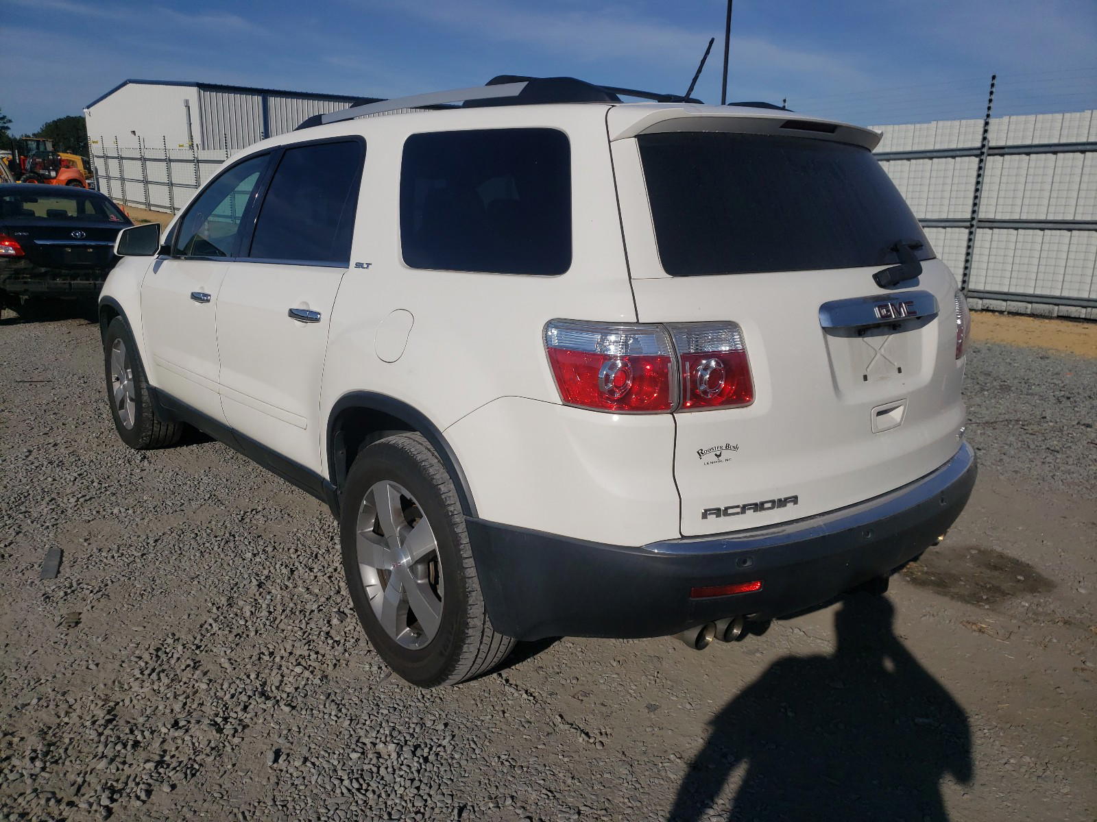 Photo 3 from auction – 2011 GMC ACADIA SLT with VIN 1GKKVSED7BJ401077