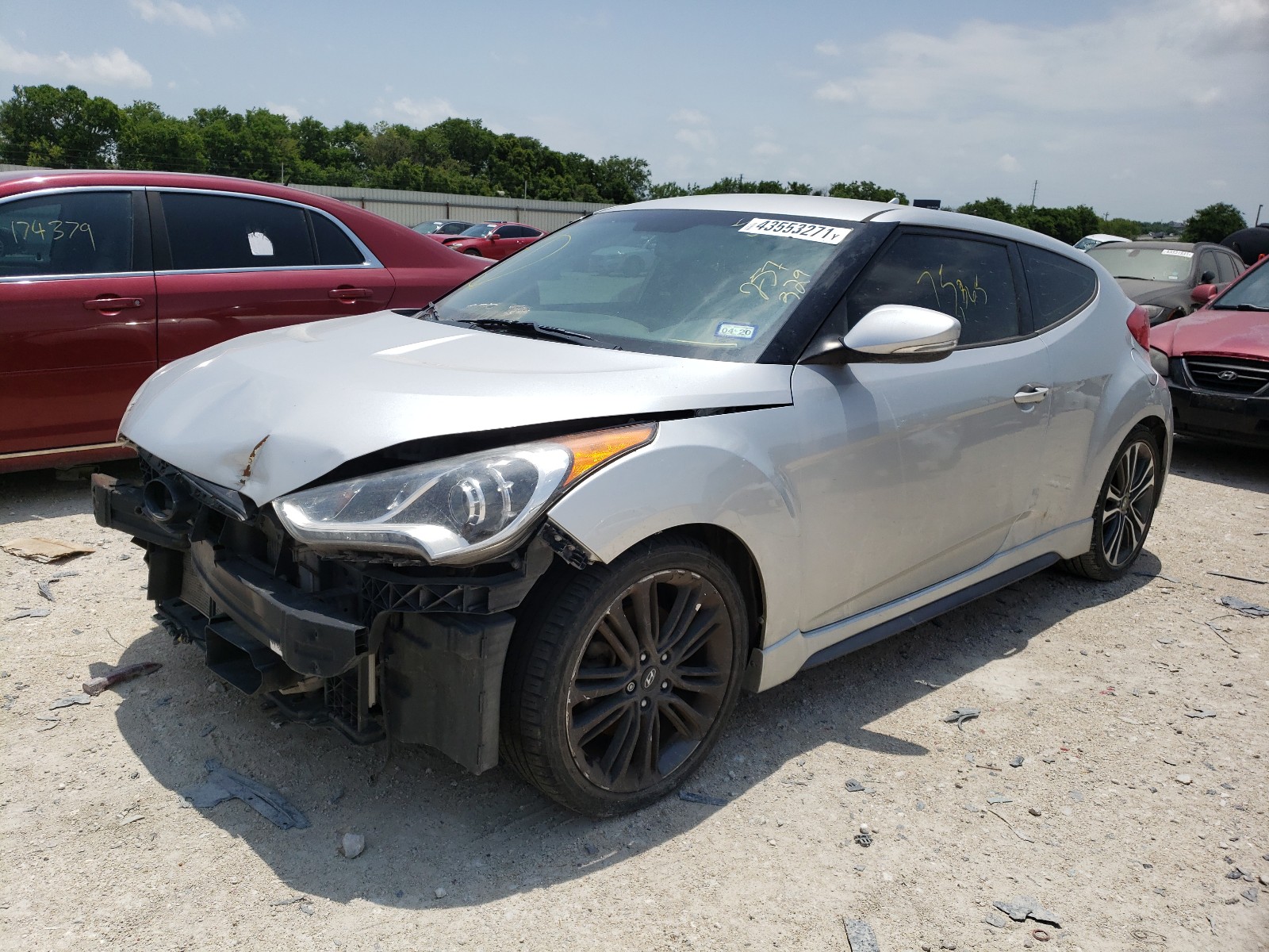 Zdjęcie 2 z aukcji – 2016 HYUNDAI VELOSTER T z VIN KMHTC6AE3GU257329