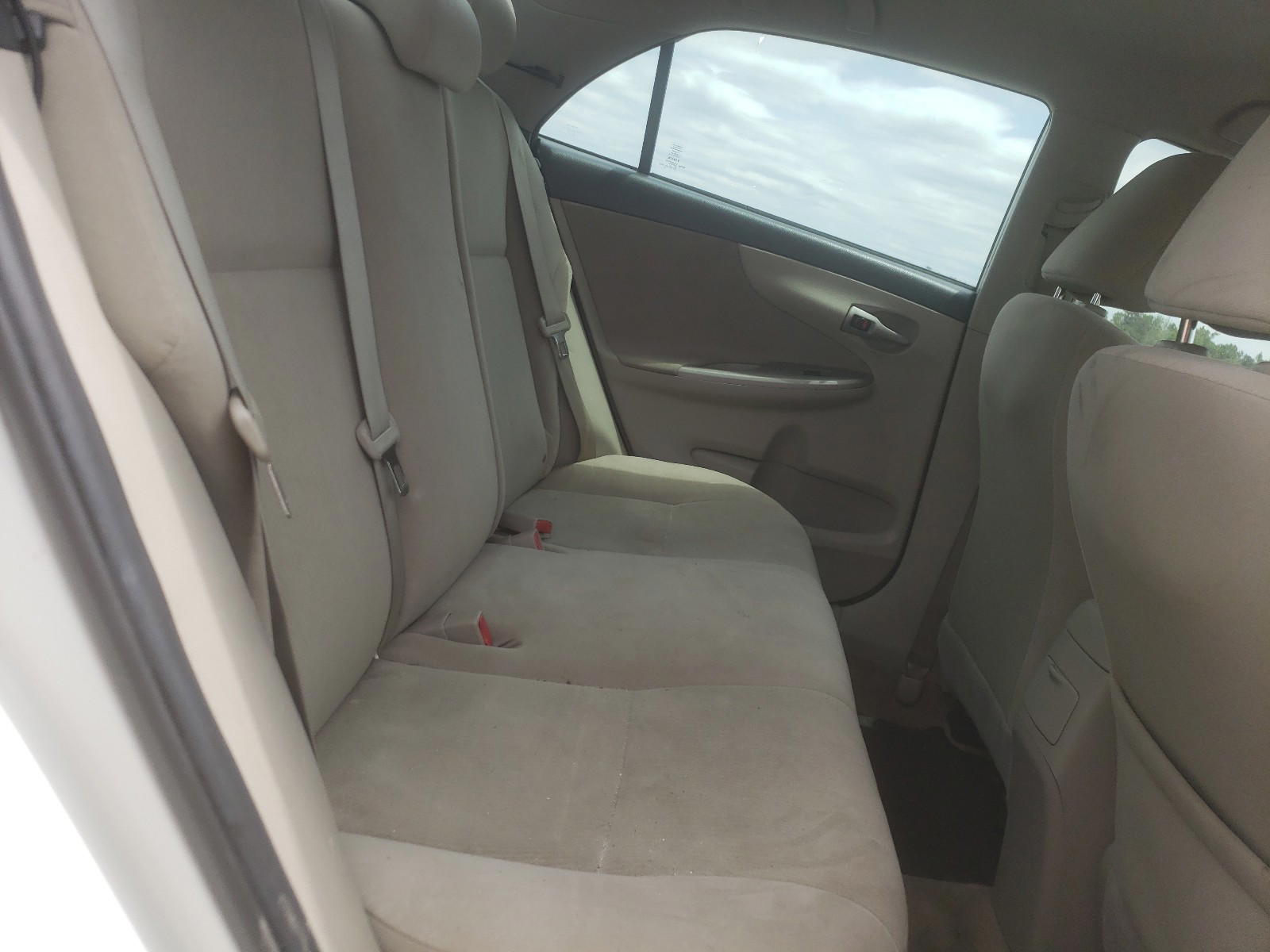 Photo 6 from auction – 2013 TOYOTA COROLLA BA with VIN 5YFBU4EE6DP113844