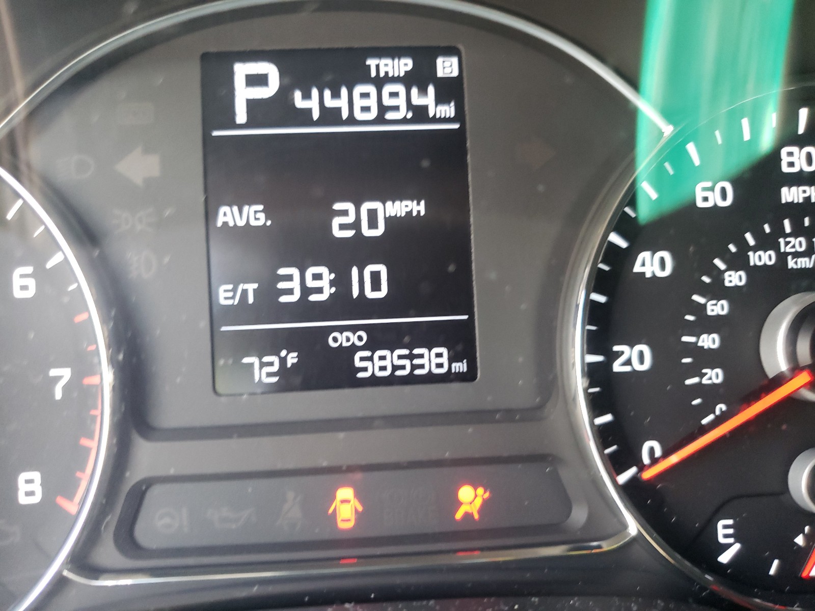 Photo 8 from auction – 2017 KIA FORTE LX with VIN 3KPFK4A77HE114281