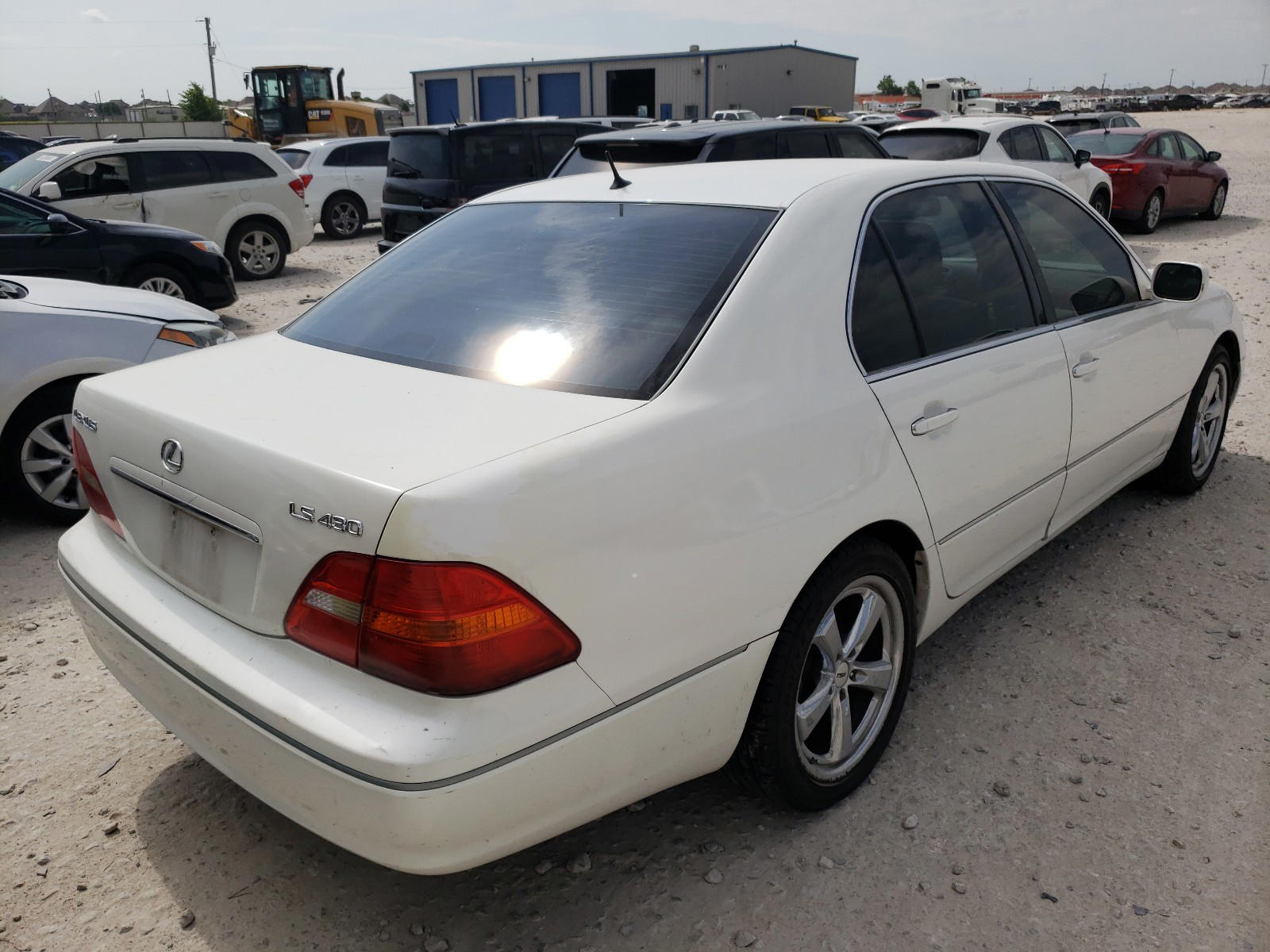 Photo 4 from auction – 2002 LEXUS LS 430 with VIN JTHBN30F520080882