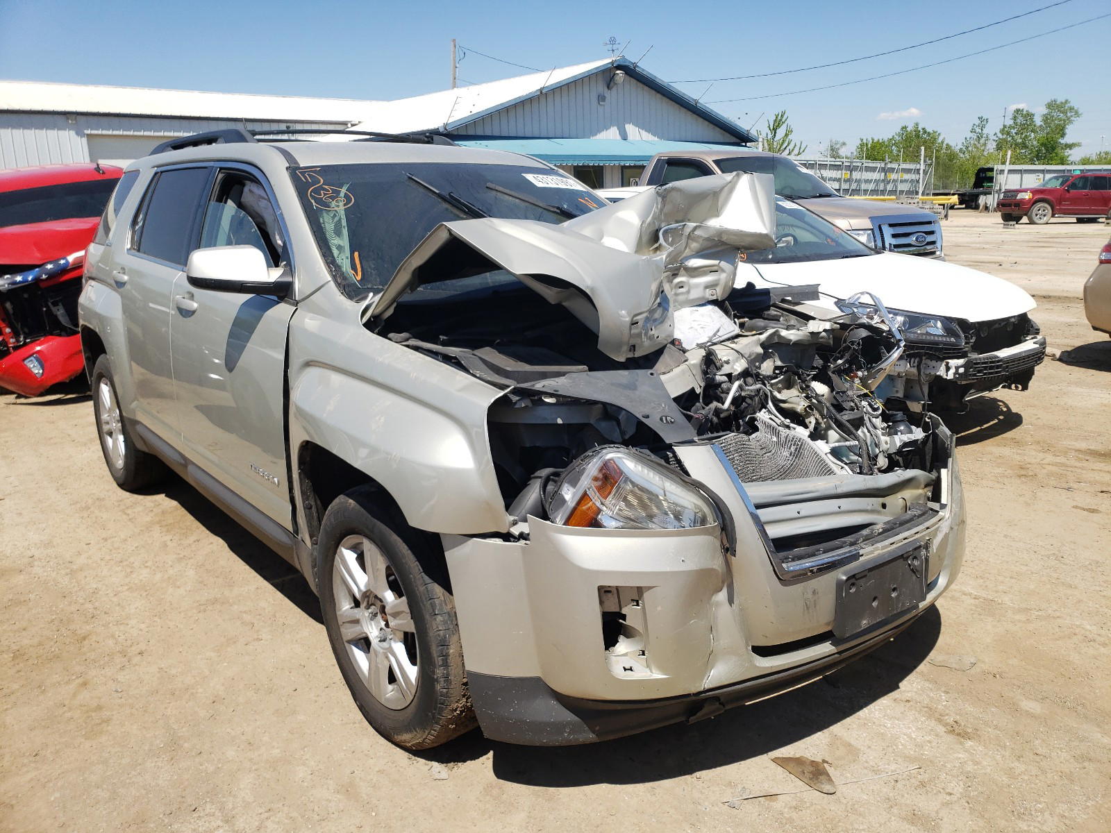GMC TERRAIN SL 2014 with VIN 2GKALREK0E6347650 - Photo from auction