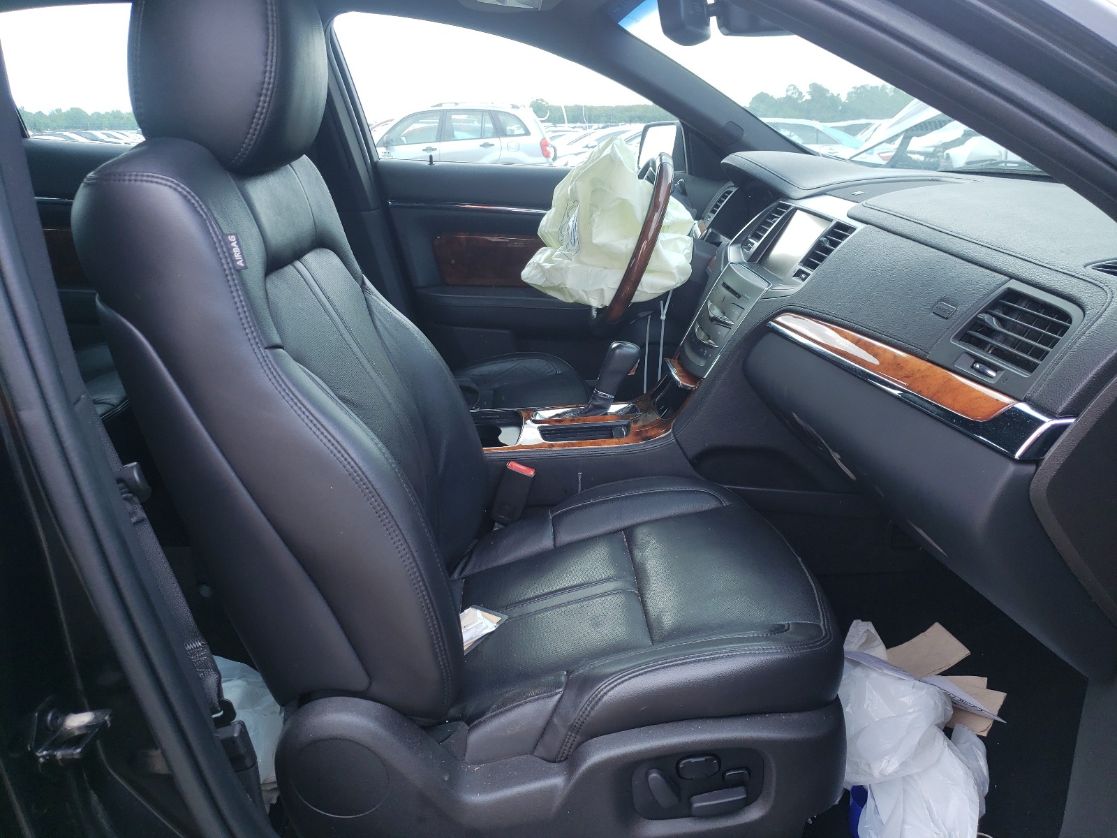 Zdjęcie 5 z aukcji – 2015 LINCOLN MKS z VIN 1LNHL9DK9FG605706