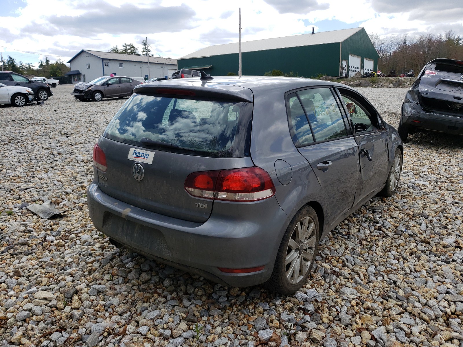Photo 4 from auction – 2011 VOLKSWAGEN GOLF with VIN WVWNM7AJ8BW122454