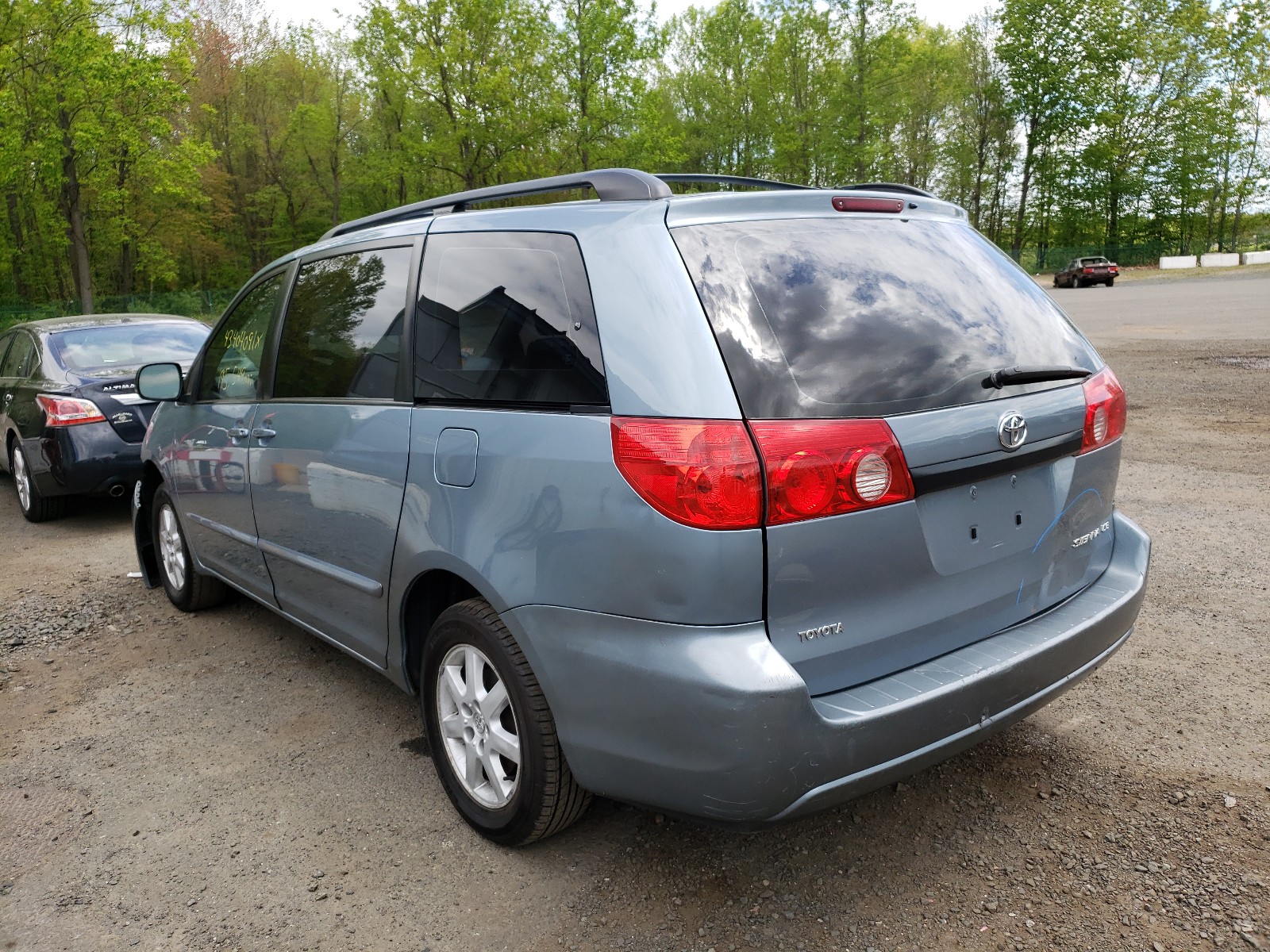 Photo 3 from auction – 2006 TOYOTA SIENNA CE with VIN 5TDZA23C76S576261