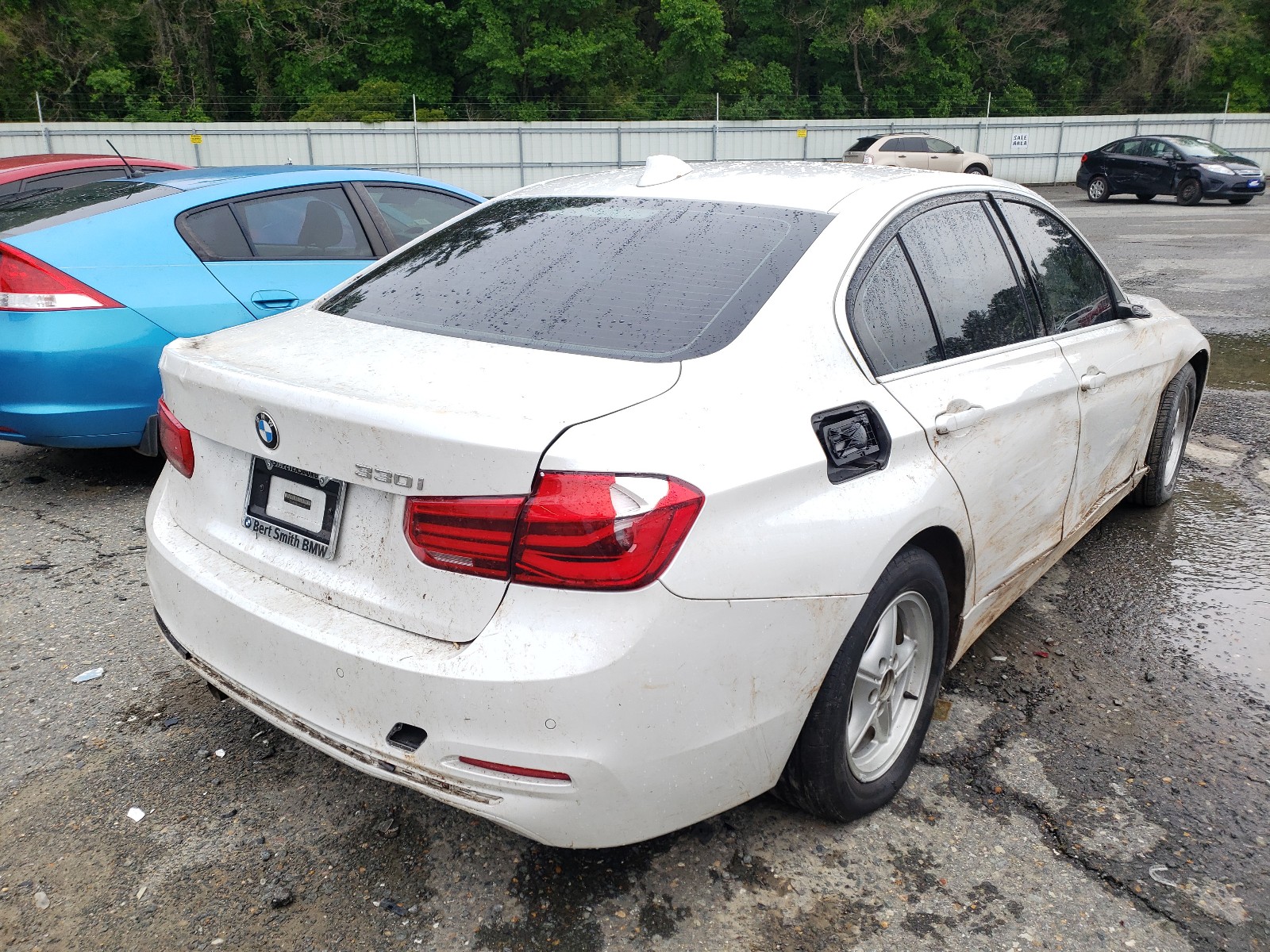 Photo 4 from auction – 2017 BMW 330 I with VIN WBA8B9G53HNU50689