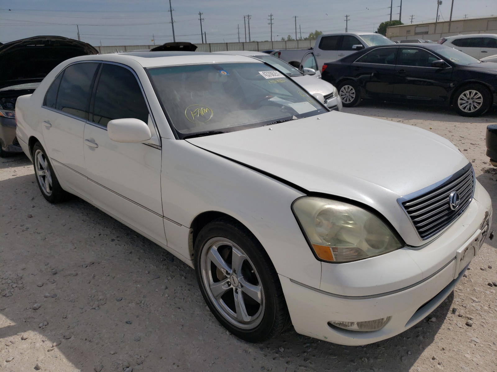 LEXUS LS 430 2002 with VIN JTHBN30F520080882 - Photo from auction