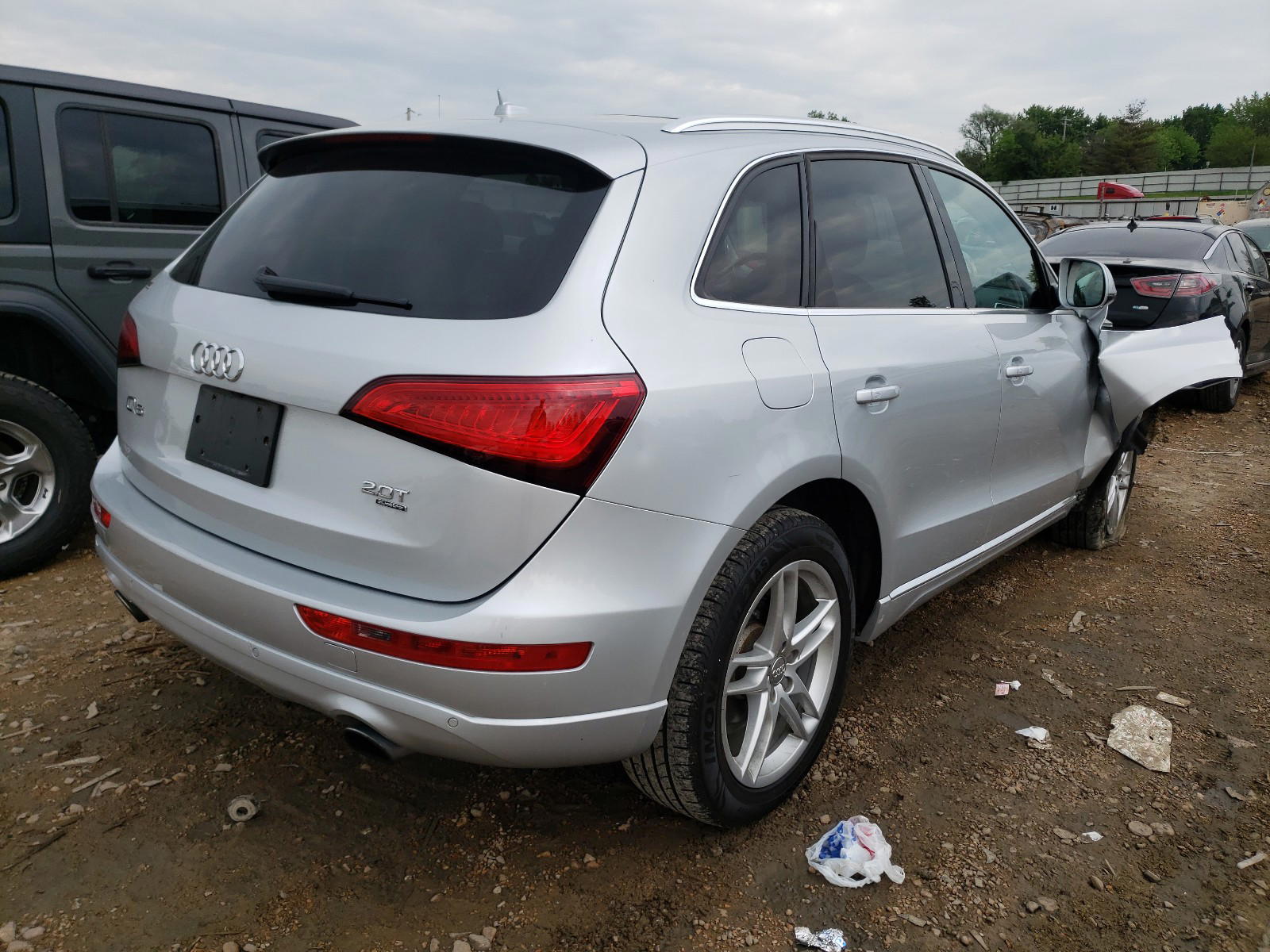 Photo 4 from auction – 2014 AUDI Q5 PREMIUM with VIN WA1LFAFP8EA081847