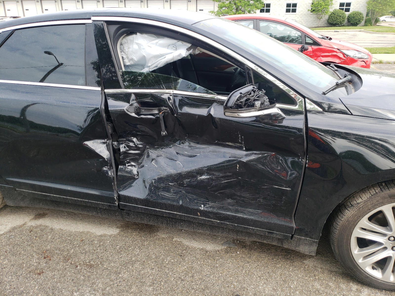 Photo 9 from auction – 2016 LINCOLN MKZ with VIN 3LN6L2J91GR631873