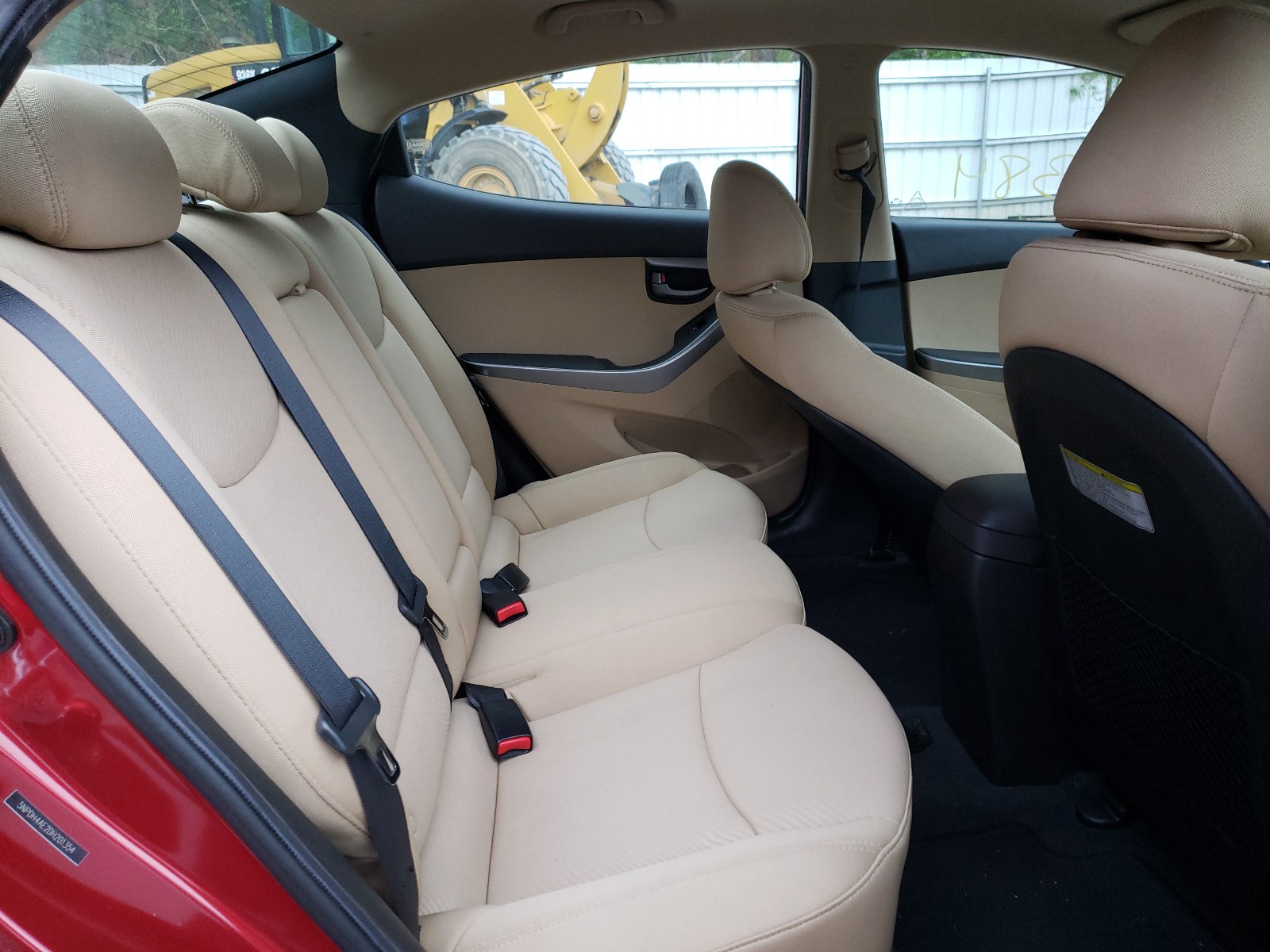 Photo 6 from auction – 2013 HYUNDAI ELANTRA with VIN 5NPDH4AE2DH201354