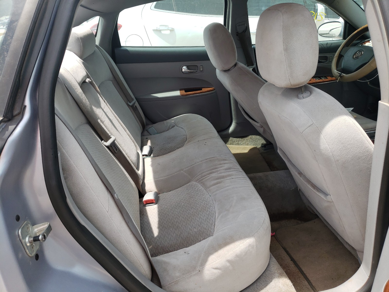 Photo 6 from auction – 2006 BUICK LACROSSE C with VIN 2G4WC582861108119