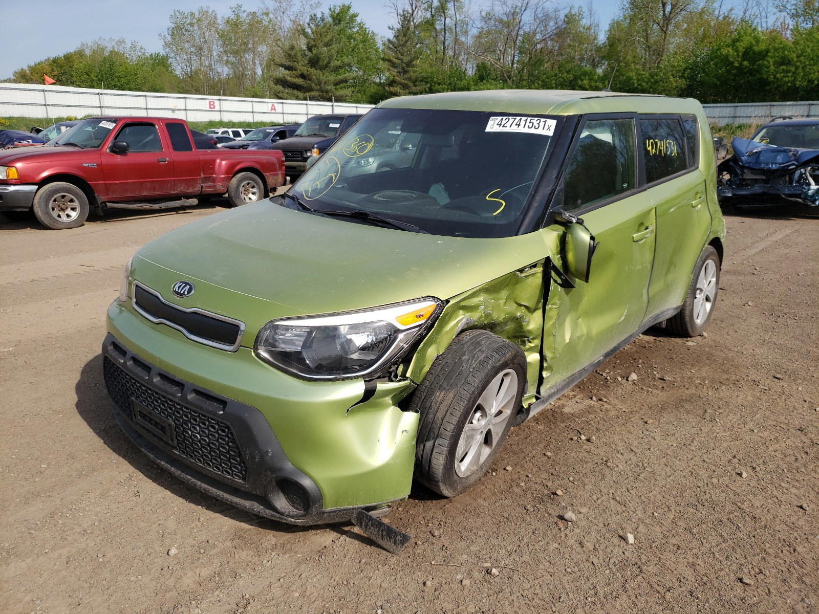 Photo 2 from auction – 2014 KIA SOUL with VIN KNDJN2A29E7041145