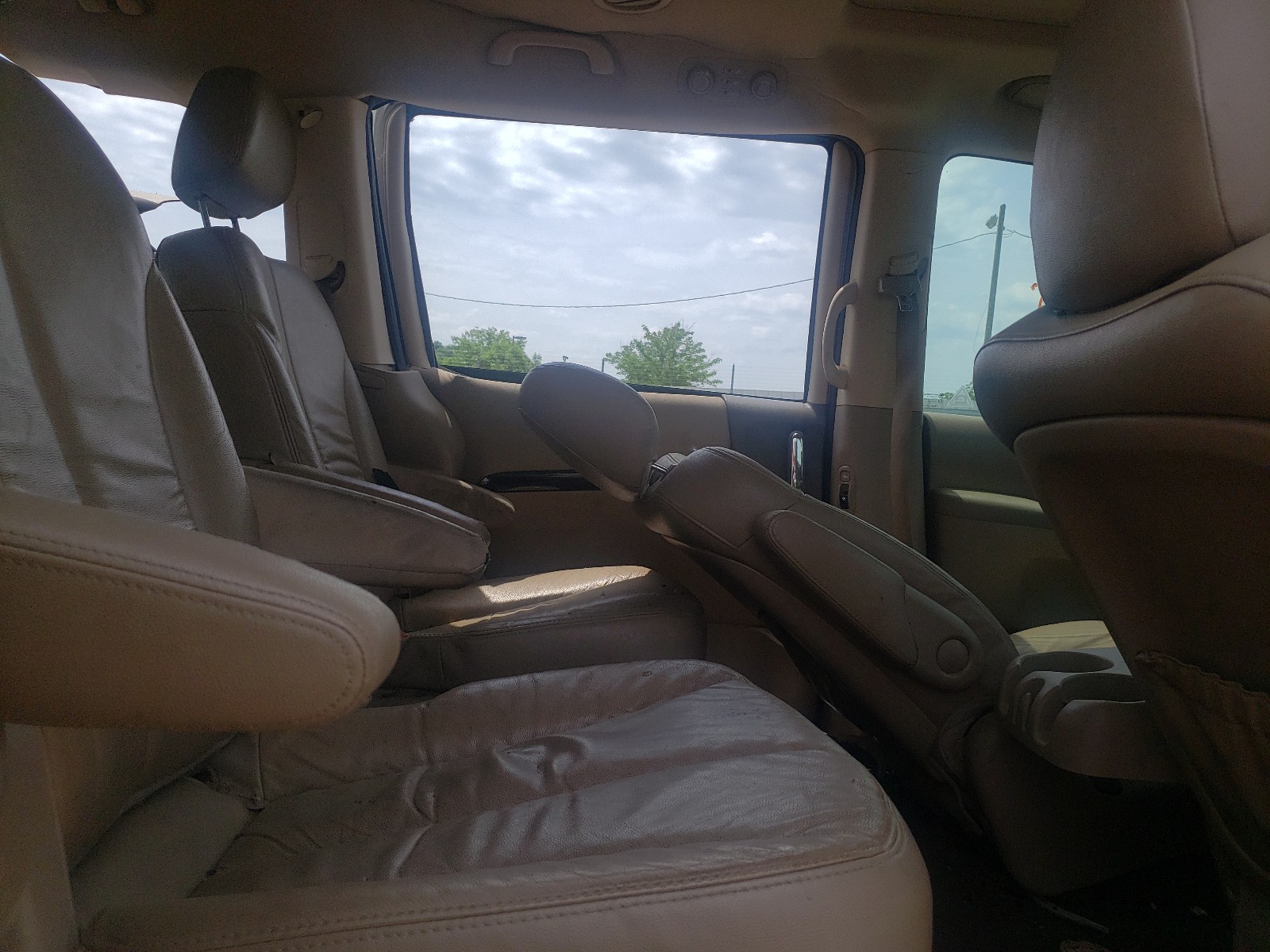 Photo 6 from auction – 2014 KIA SEDONA with VIN KNDMH4C79E6554992