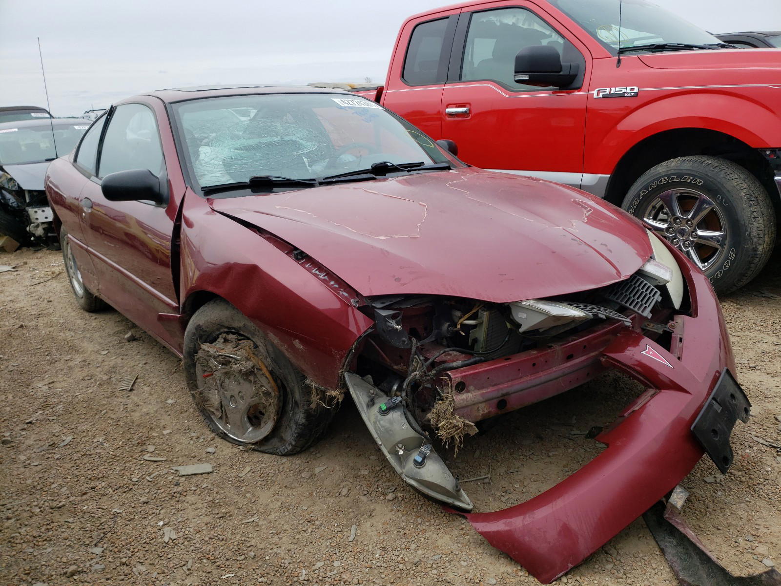 PONTIAC SUNFIRE 2005 with VIN 3G2JB12F15S170331 - Photo from auction
