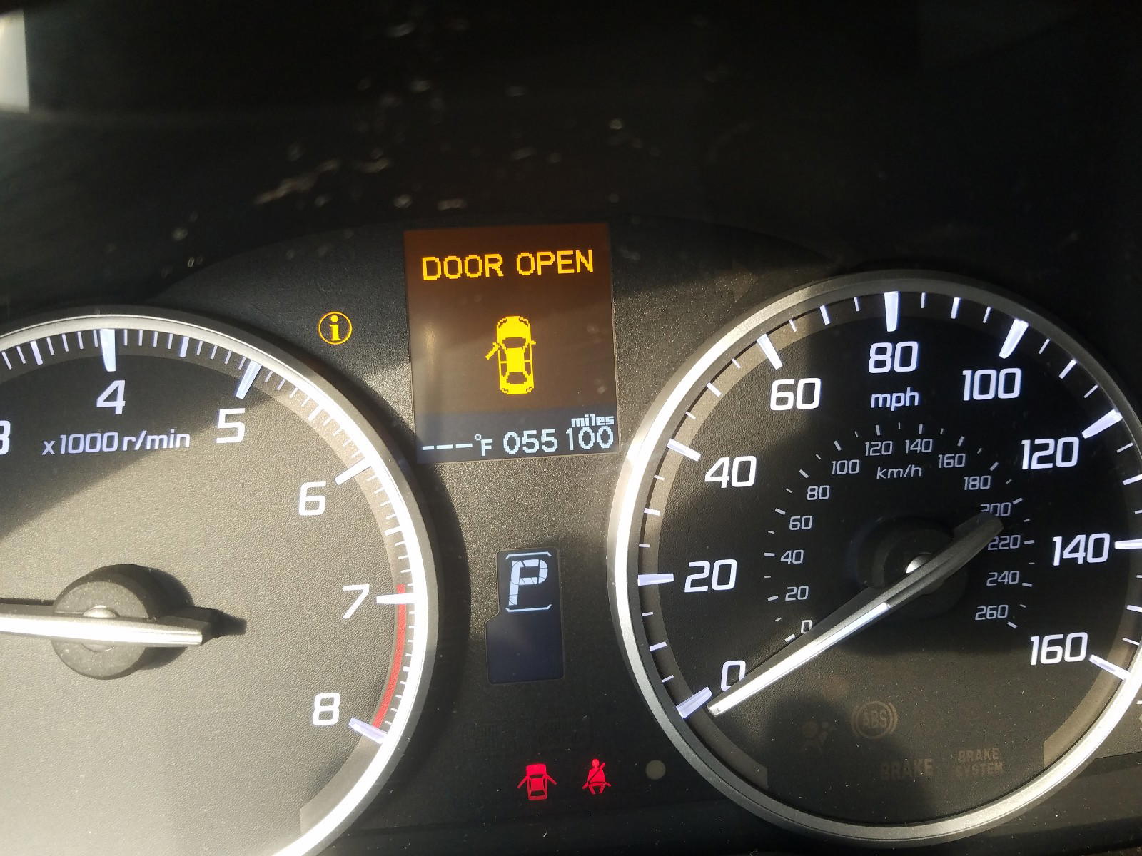 Photo 8 from auction – 2016 ACURA ILX BASE W with VIN 19UDE2F36GA018041