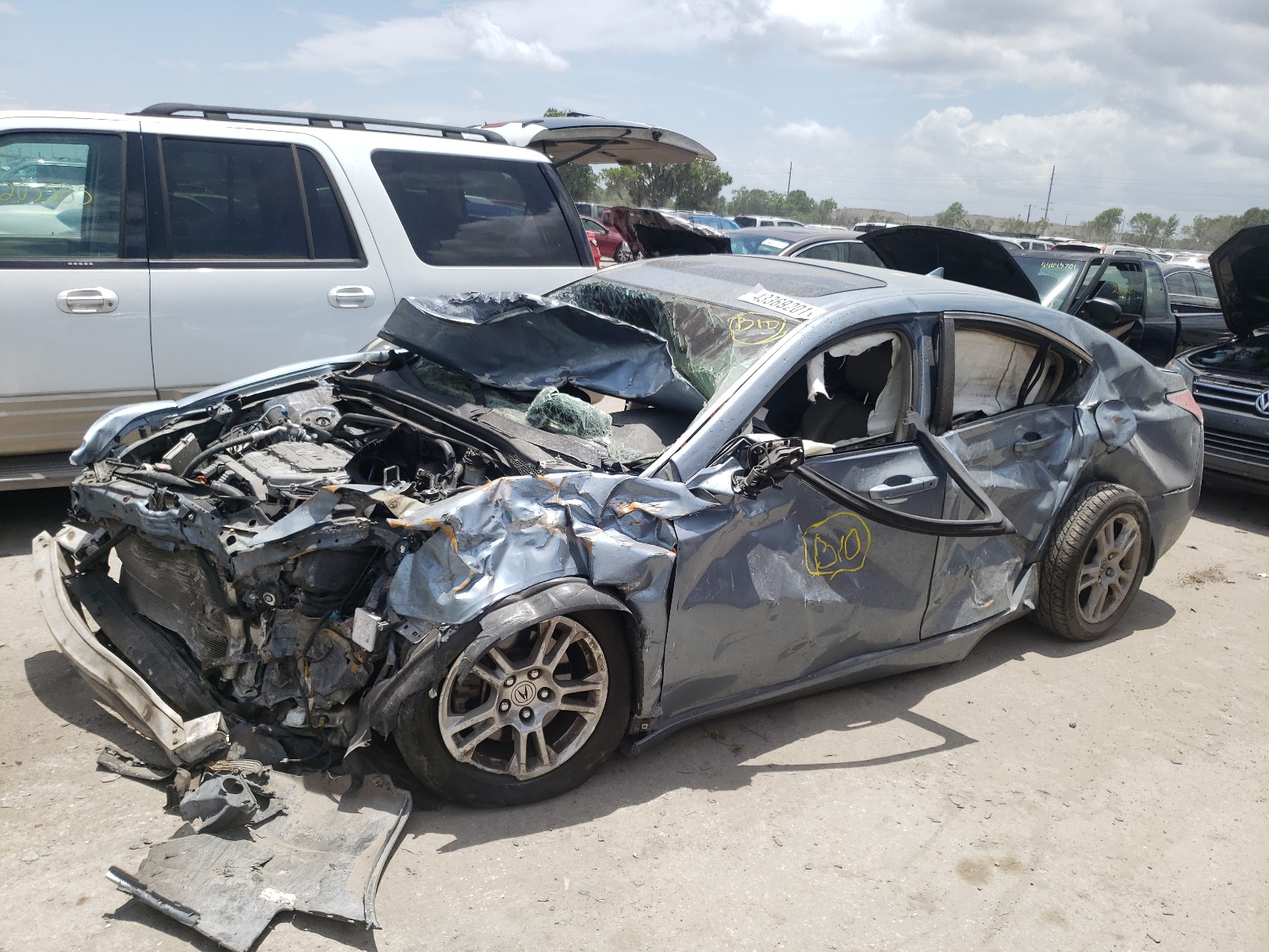 Photo 10 from auction – 2010 ACURA TL with VIN 19UUA8F23AA003929