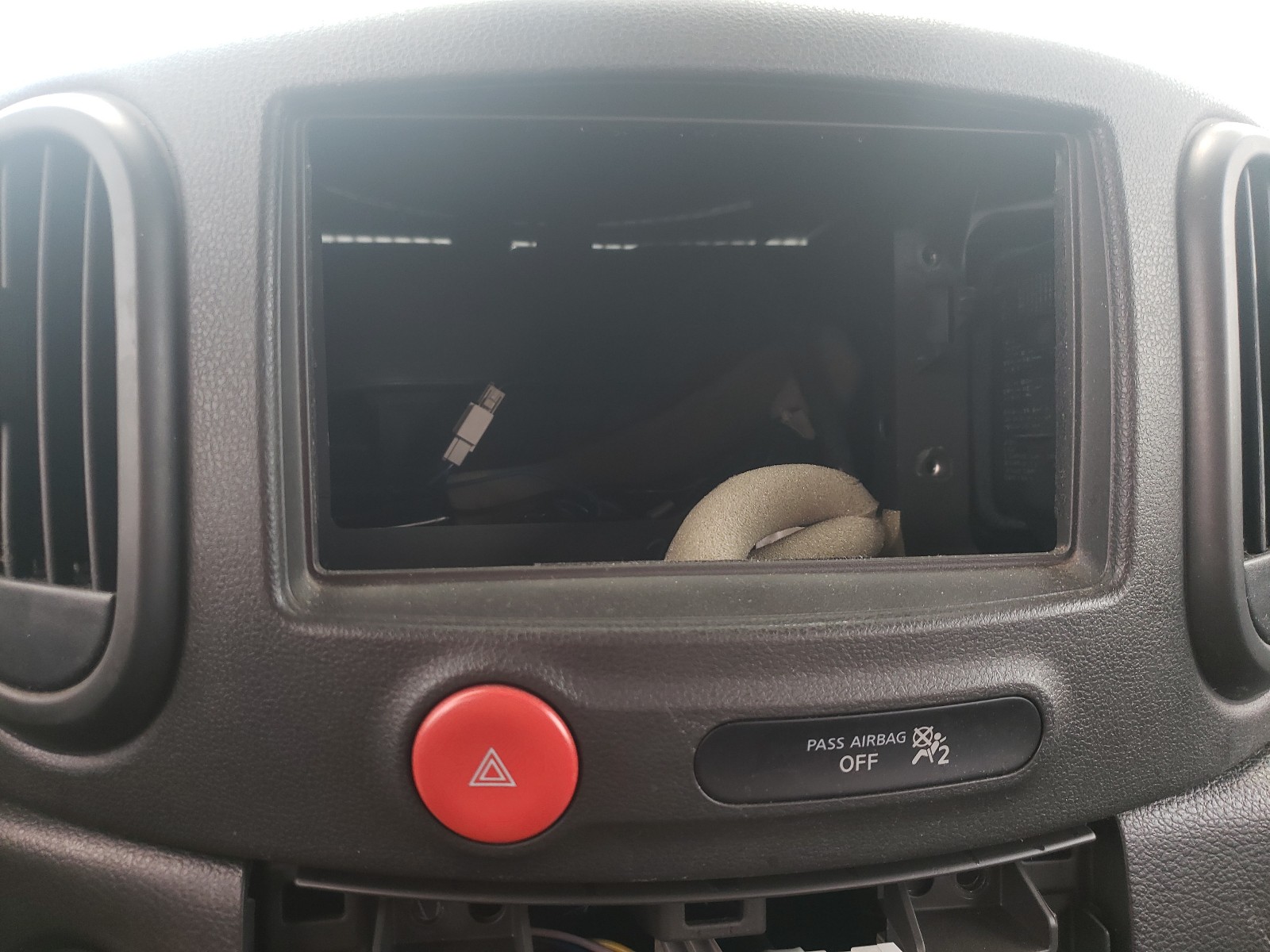 Photo 9 from auction – 2013 NISSAN CUBE S with VIN JN8AZ2KR9DT300470