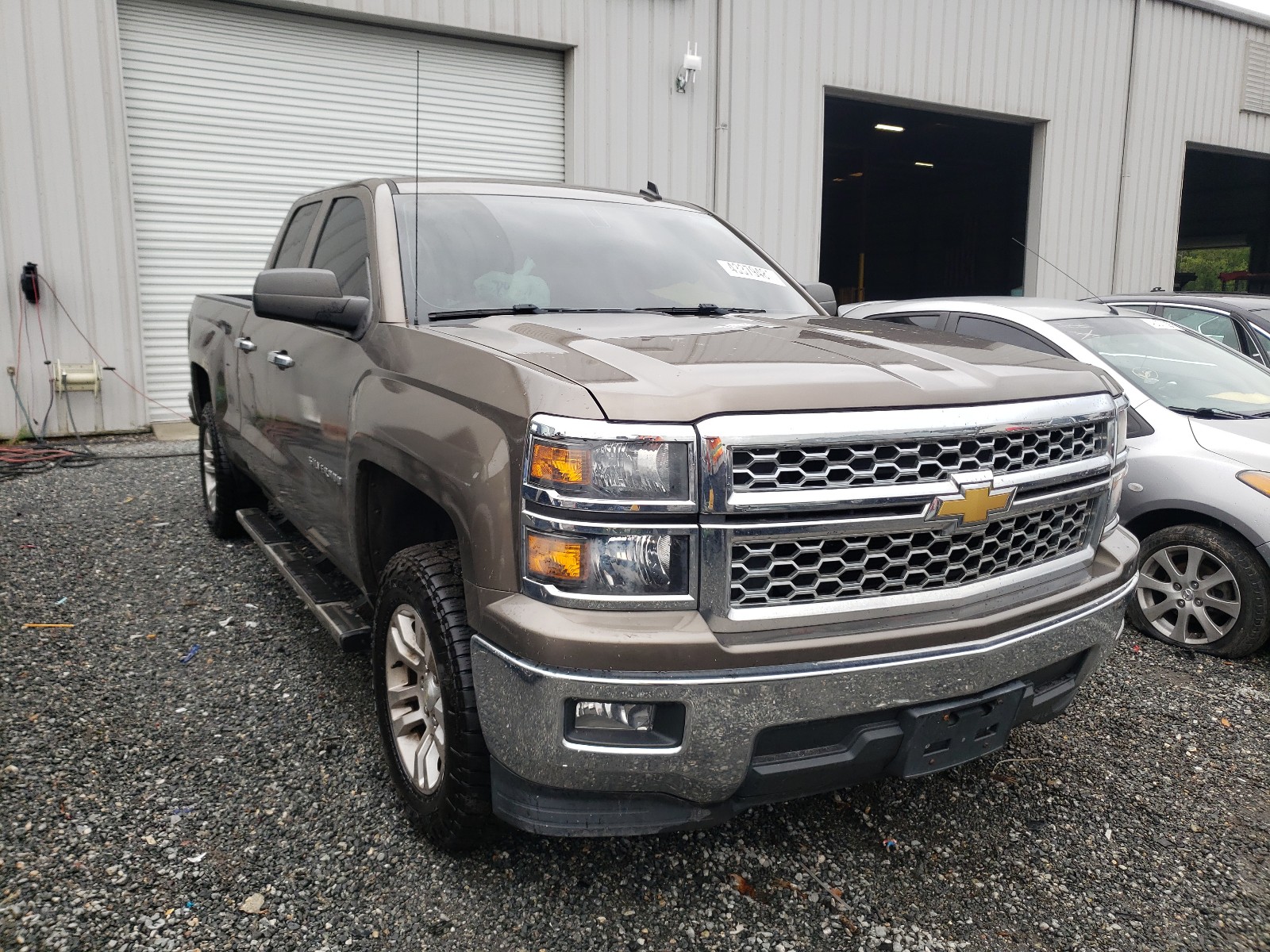 Photo 1 from auction – 2014 CHEVROLET SILVERADO with VIN 1GCRCREH2EZ212631