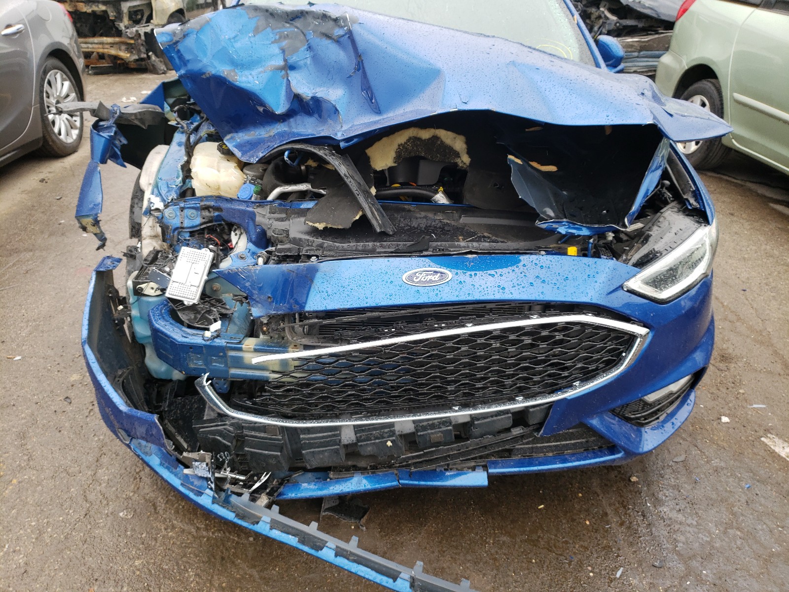 Photo 9 from auction – 2017 FORD FUSION SPO with VIN 3FA6P0VP6HR170750