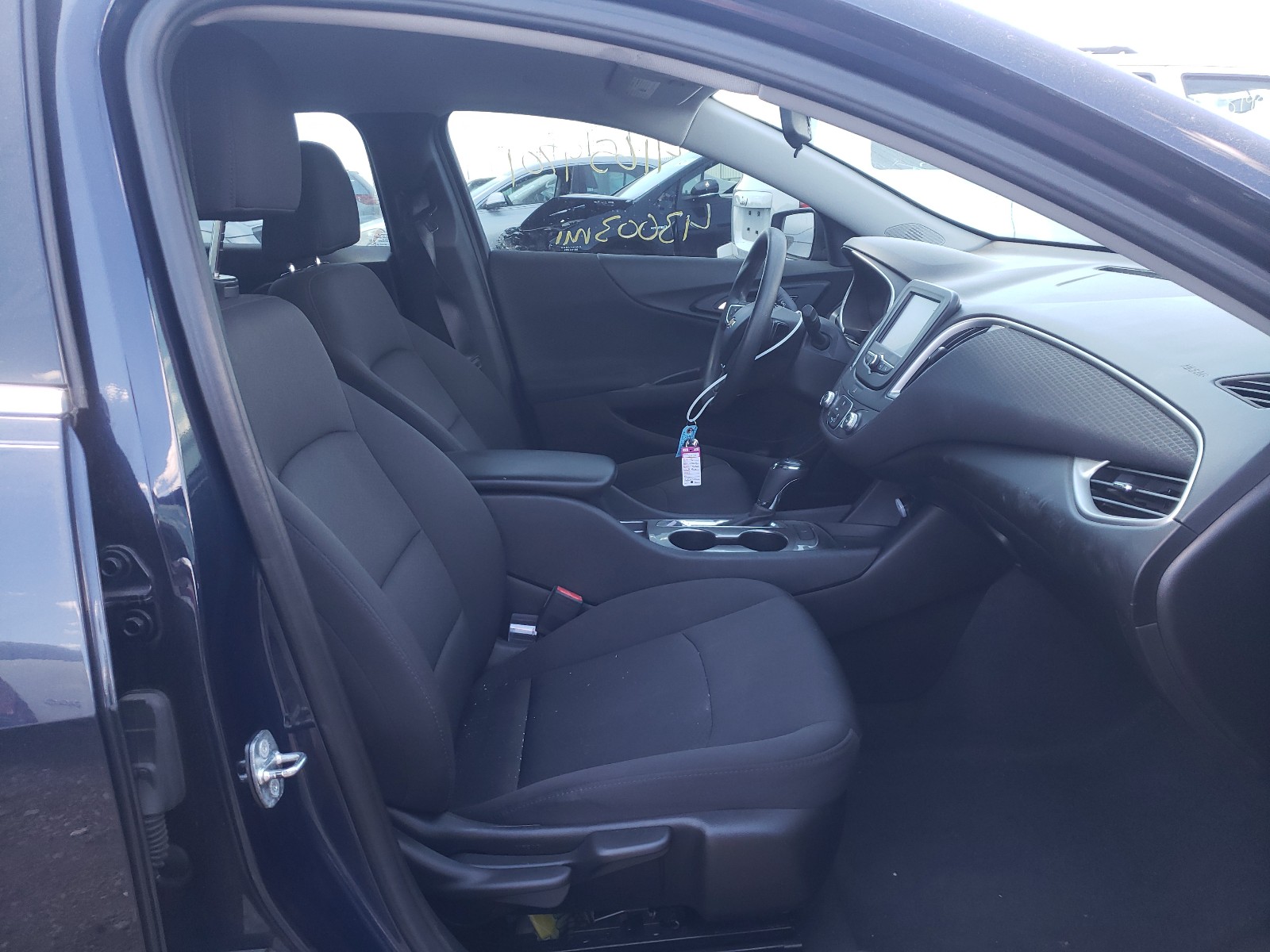 Photo 5 from auction – 2018 CHEVROLET MALIBU LS with VIN 1G1ZB5ST8JF201447