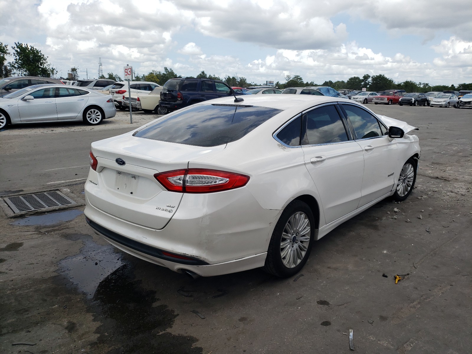 Photo 4 from auction – 2013 FORD FUSION SE with VIN 3FA6P0LU9DR227526