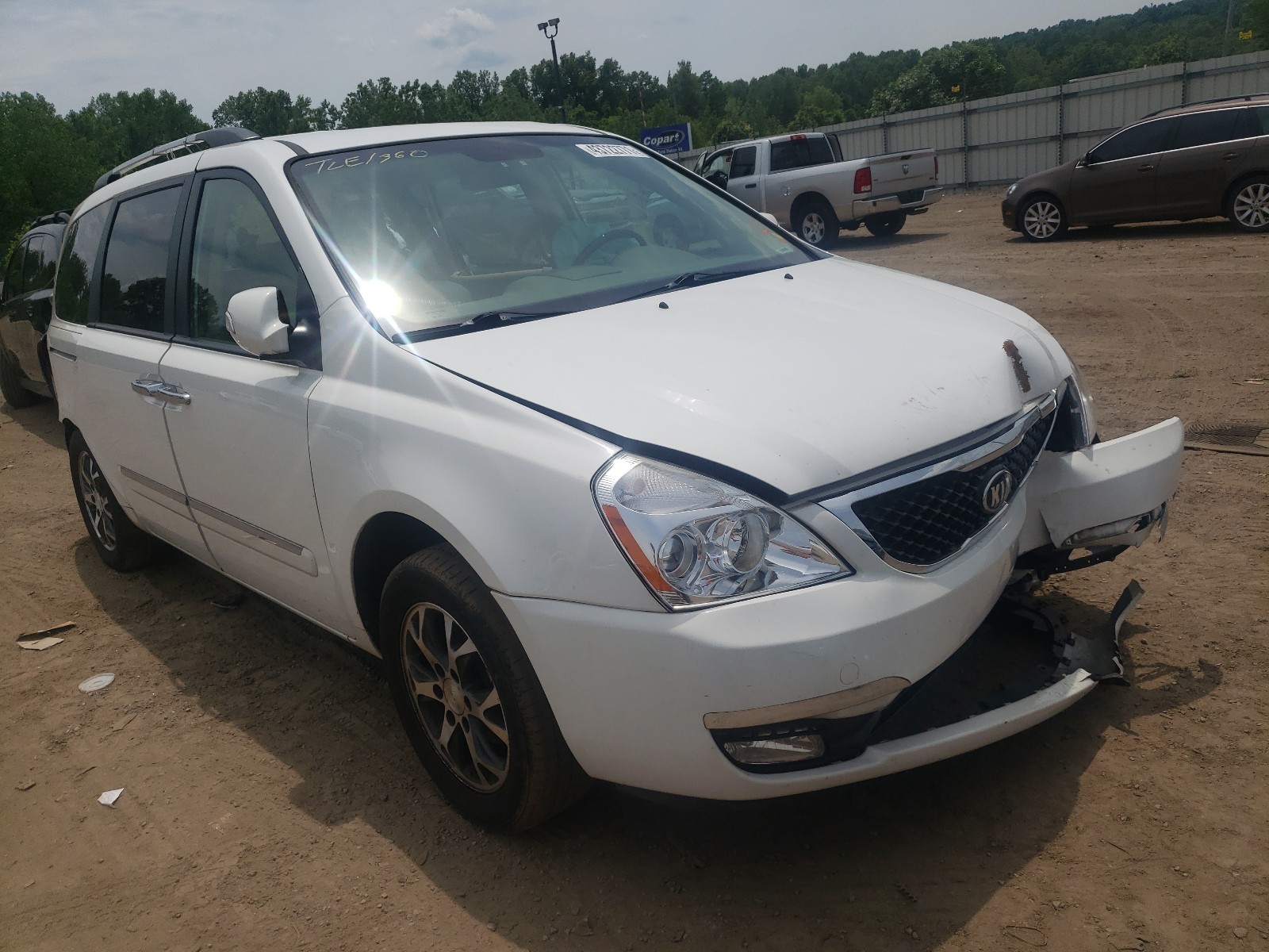 KIA SEDONA 2014 with VIN KNDMH4C79E6554992 - Photo from auction