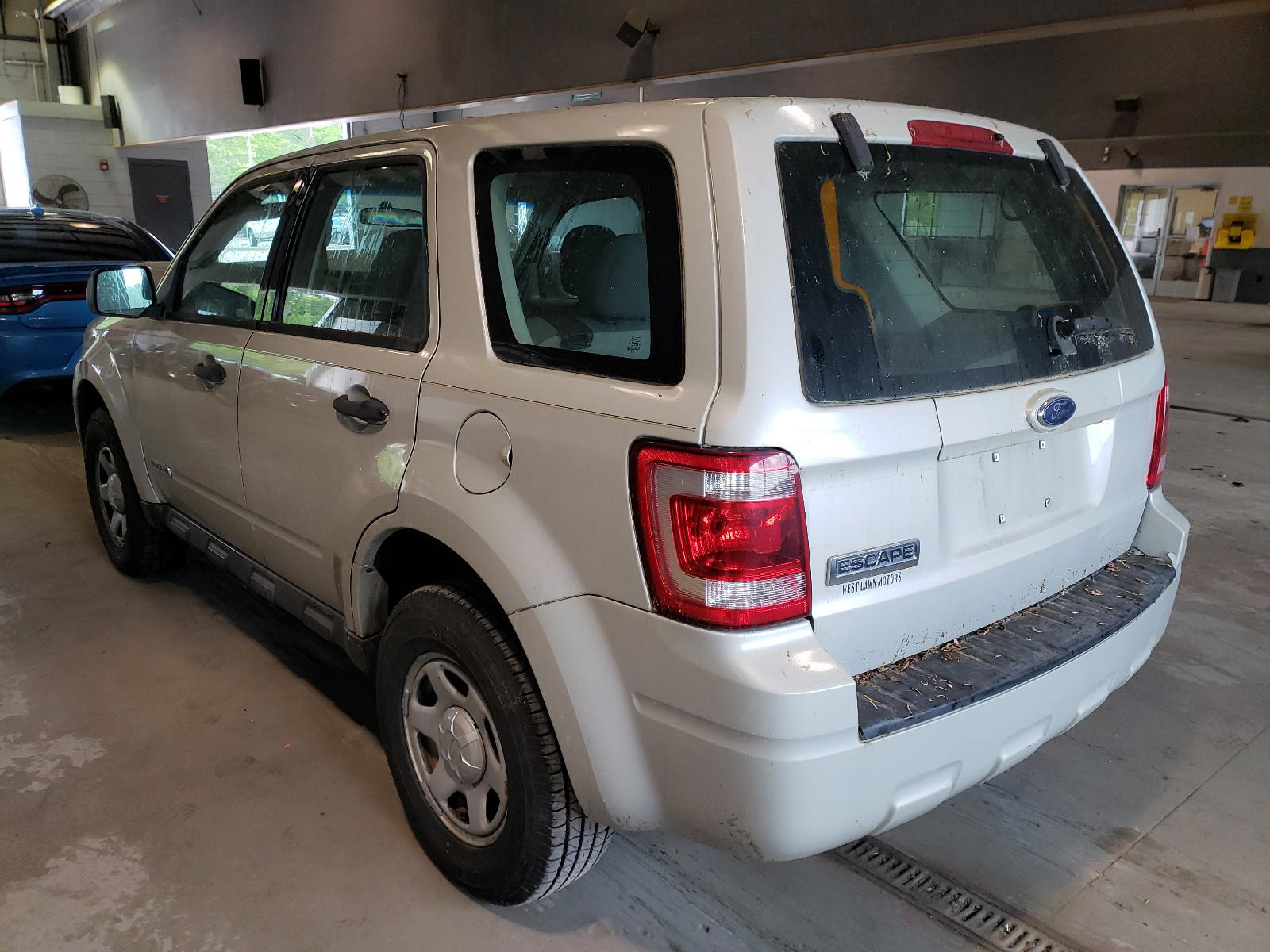 Photo 3 from auction – 2008 FORD ESCAPE XLS with VIN 1FMCU02Z08KC06606