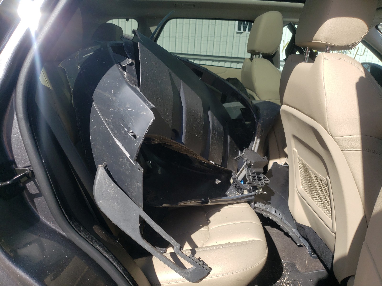 Photo 6 from auction – 2018 LAND ROVER RANGE ROVE with VIN SALVP2RX1JH294999