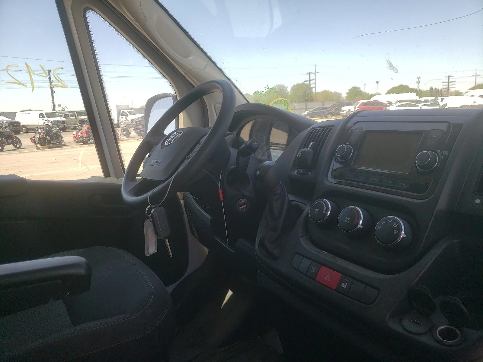 Photo 9 from auction – 2019 RAM PROMASTER with VIN 3C6TRVCG5KE539191