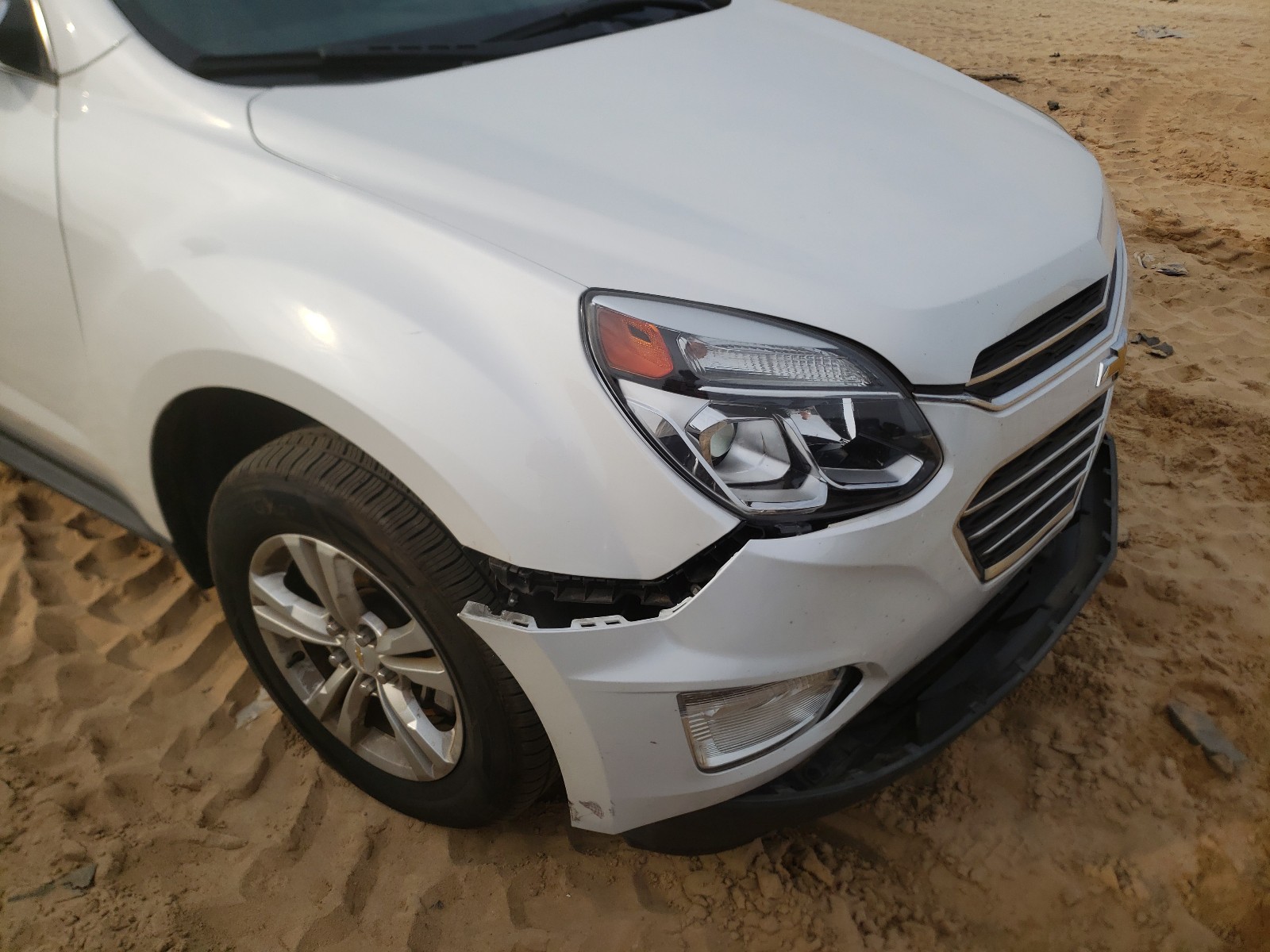 Photo 9 from auction – 2016 CHEVROLET EQUINOX LT with VIN 2GNALCEK6G6353259