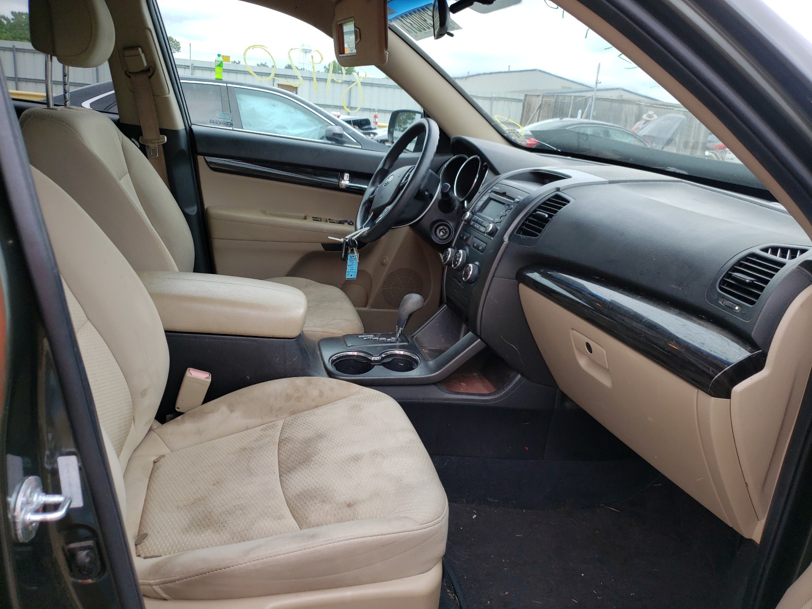 Photo 5 from auction – 2011 KIA SORENTO BA with VIN 5XYKT3A16BG154041