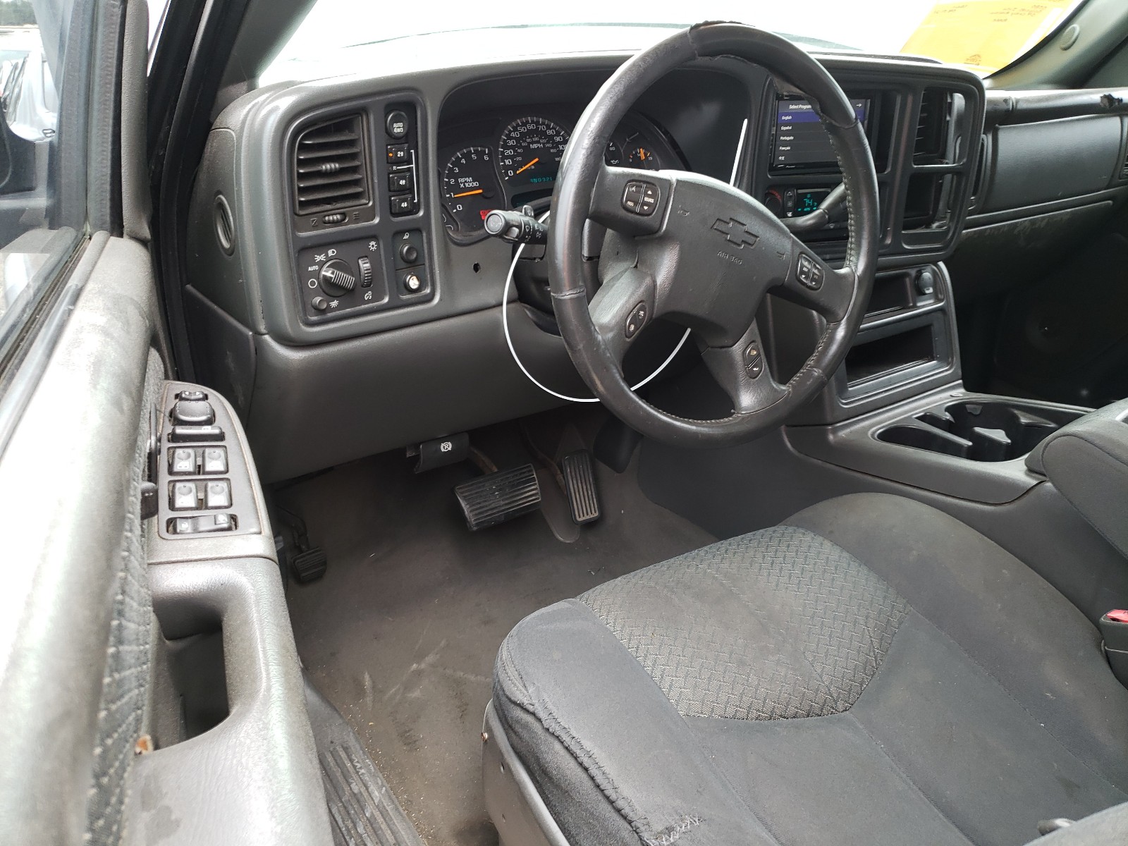 Photo 9 from auction – 2004 CHEVROLET AVALANCHE with VIN 3GNEK12T44G200580