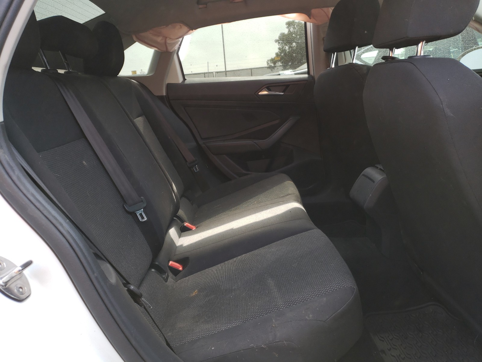 Photo 6 from auction – 2019 VOLKSWAGEN JETTA S with VIN 3VWC57BU6KM136248