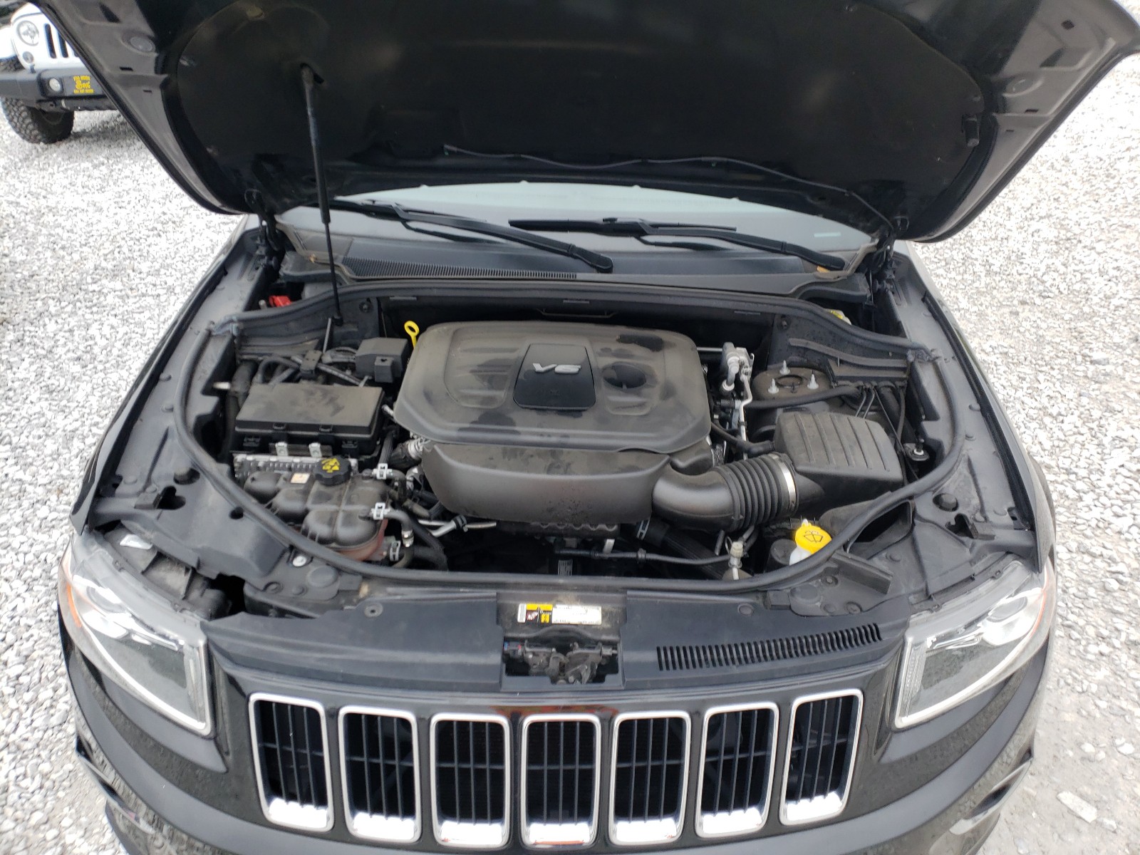 Photo 7 from auction – 2016 JEEP GRAND CHER with VIN 1C4RJFAG0GC379626