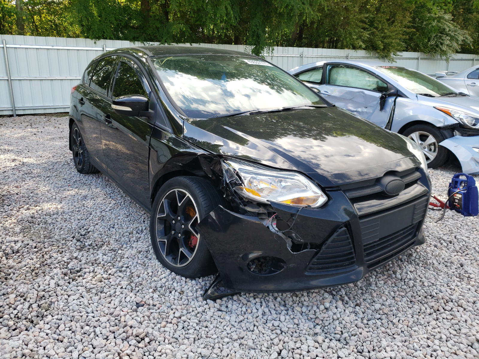 FORD FOCUS SE 2013 with VIN 1FADP3K25DL130945 - Photo from auction