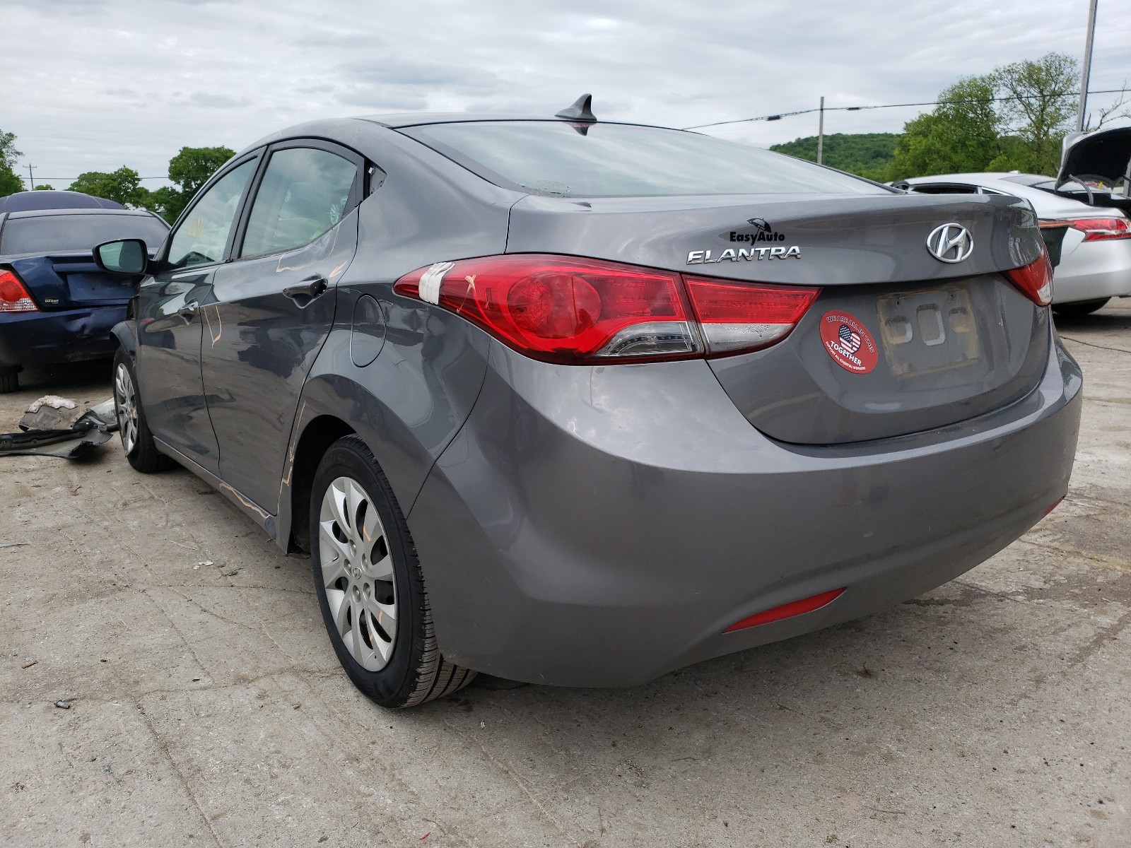 Photo 3 from auction – 2012 HYUNDAI ELANTRA GL with VIN 5NPDH4AE7CH138458